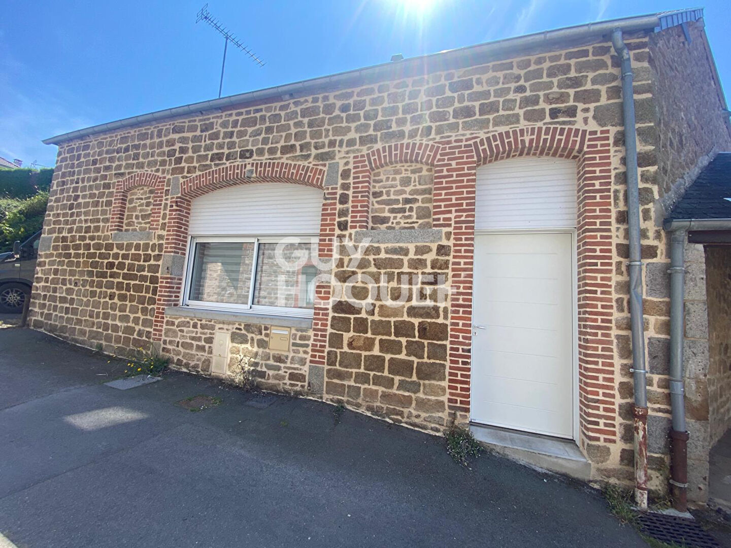 Maison Ducey Les Cheris 5 pièce(s) 94 m2