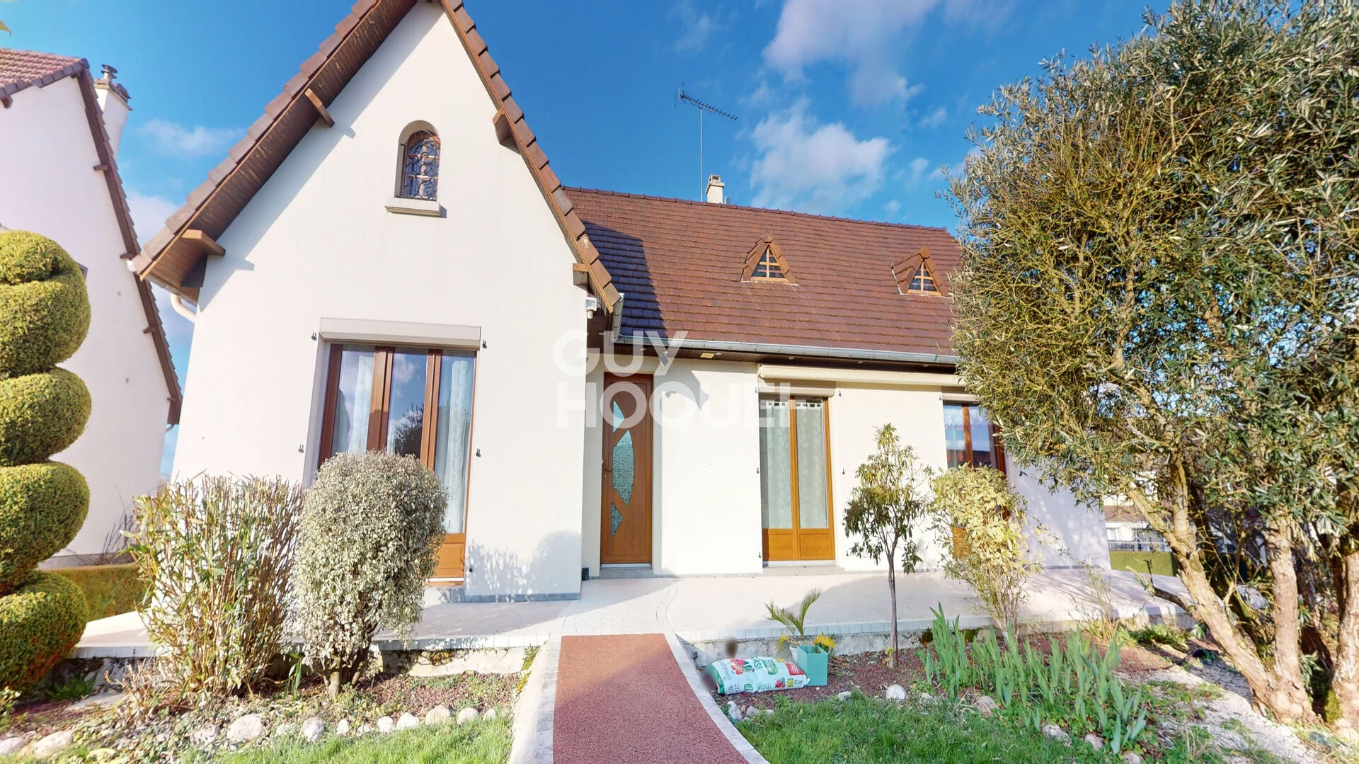 Maison 6 Pièces, 93 m² · Avranches 50300