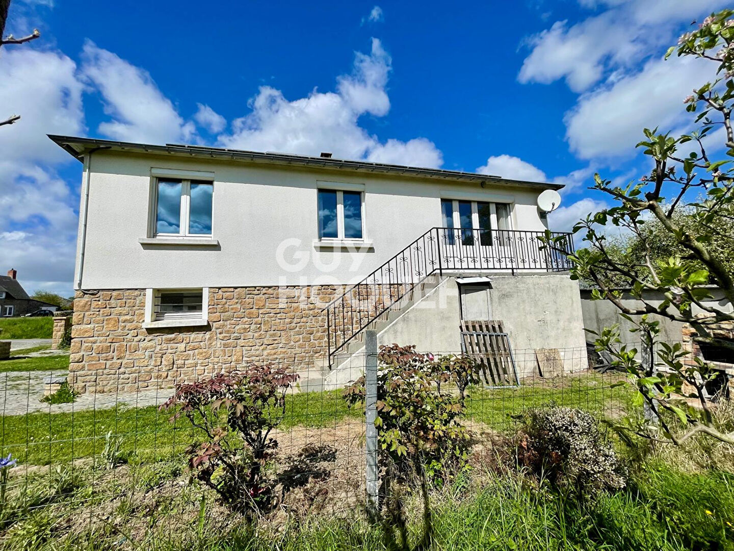 Maison Marcey Les Greves 5 pièce(s) 66 m2