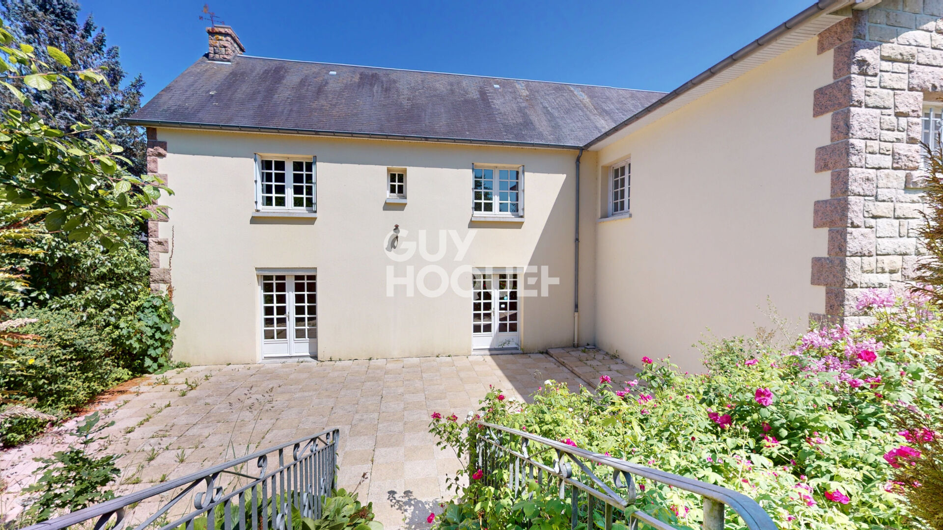 Maison en pierres - 8 chambres - Jardin arboré - Garage - Isigny Le Buat - Gîte