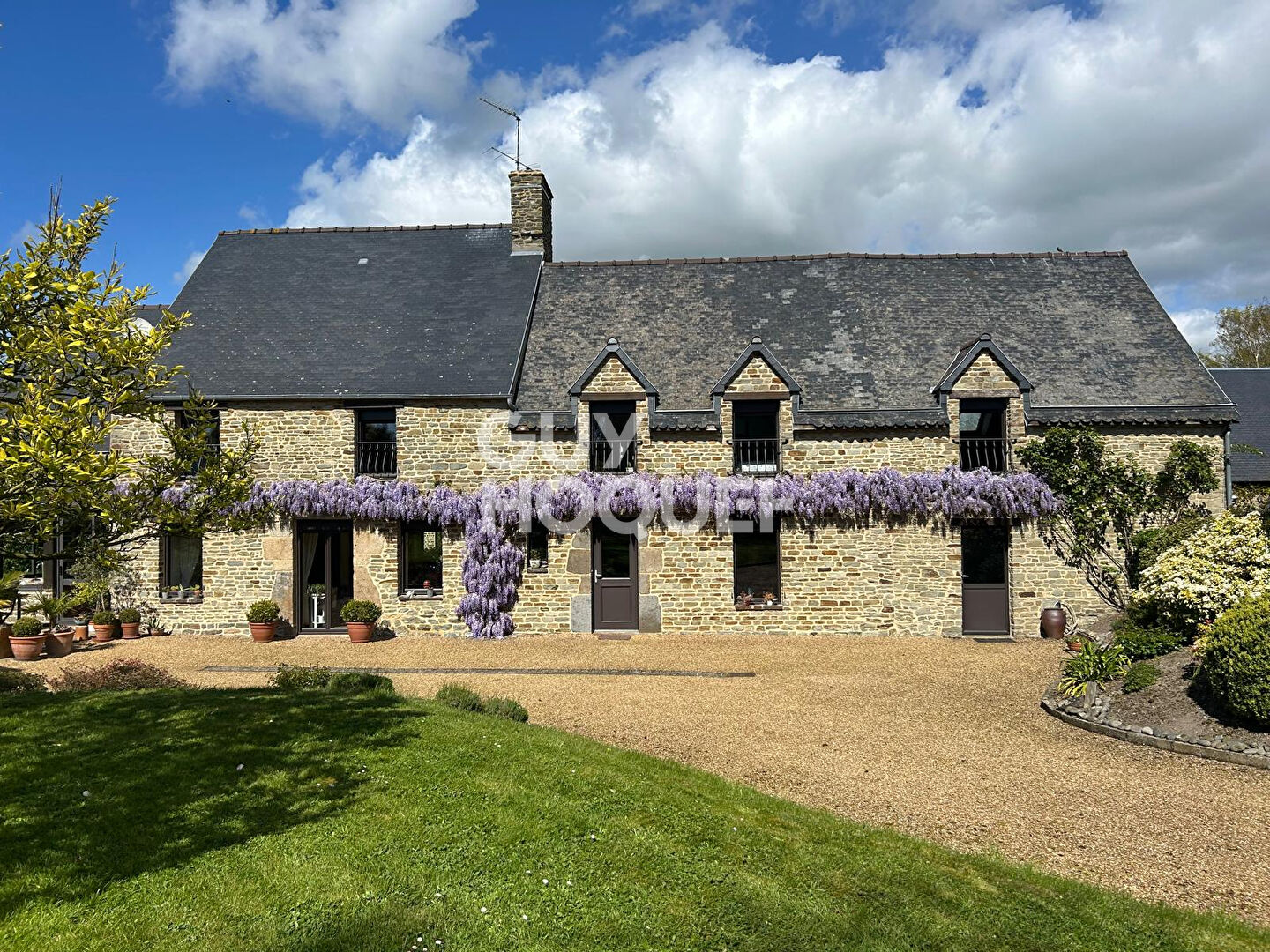 Maison de caractère - 197 m² - Grand terrain avec potentiel constructible