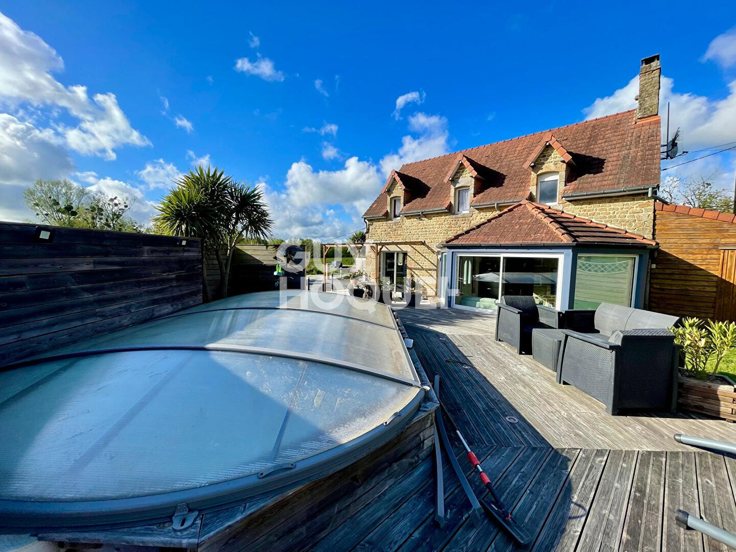 Maison - 4 pièces - 106m²