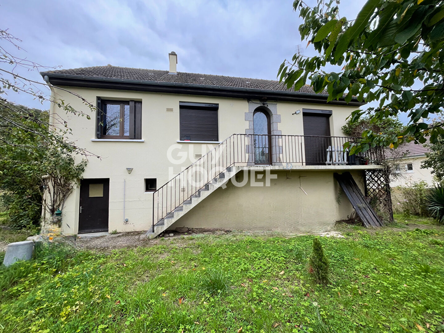 MAISON 6 PIECES AVEC STUDIO INDÉPENDANT ET GARAGE