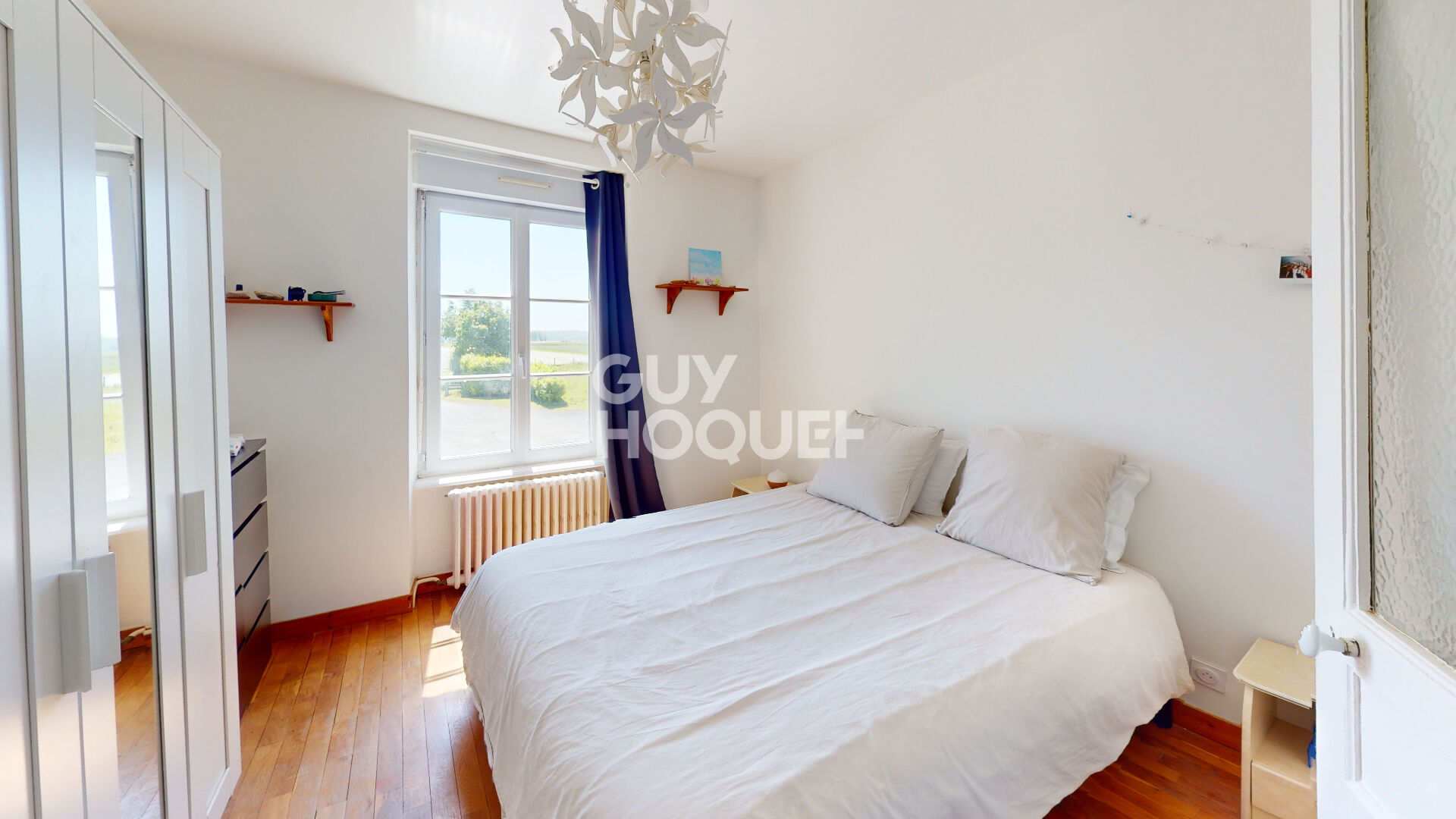 Maison 8 pièces de 209 m² à BEAUVOIR
