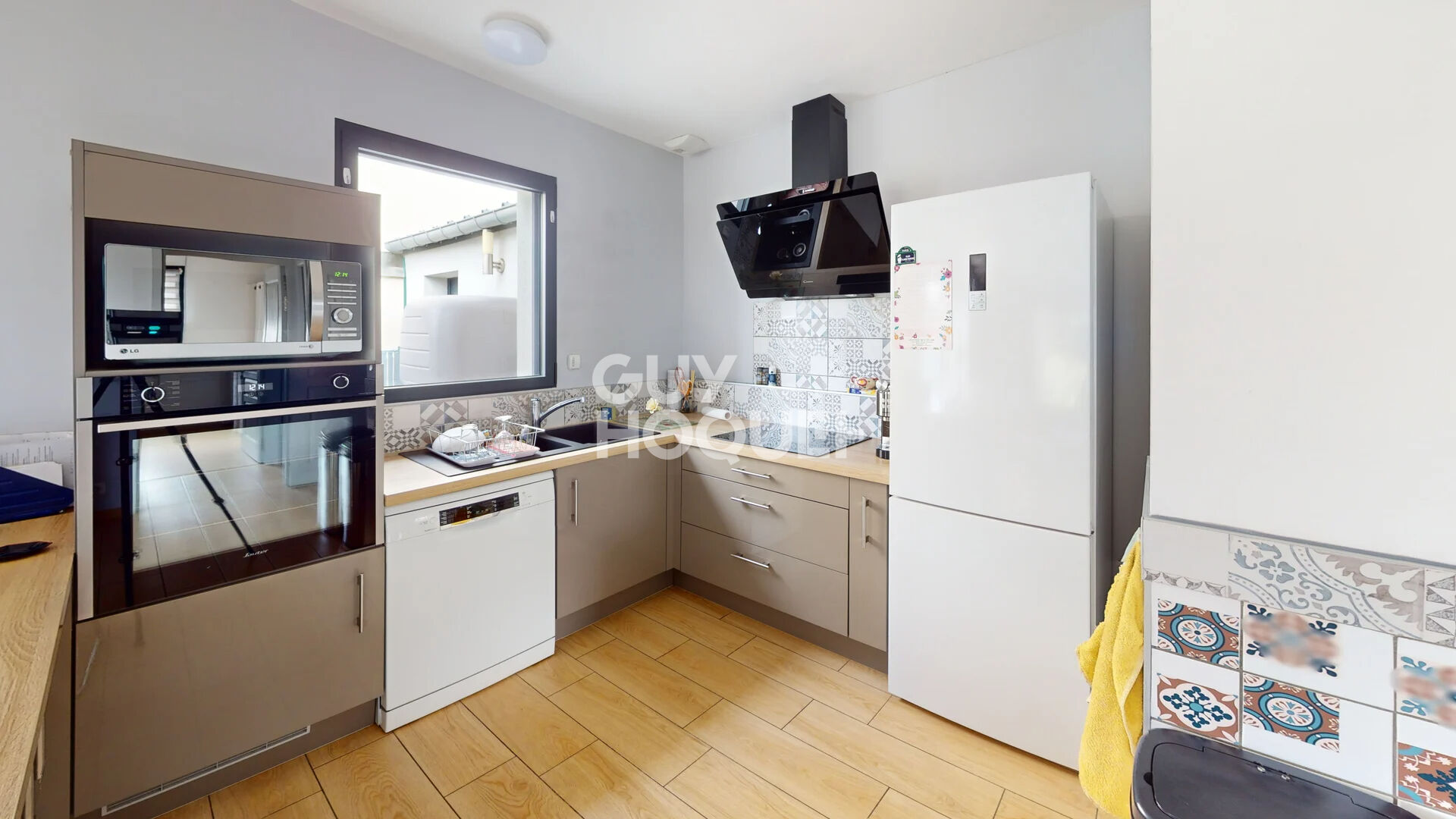 Maison de plain-pied - Ducey-les-Chéris - 6 pièces - 106 m²