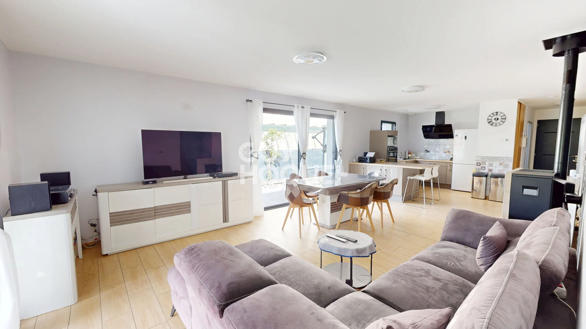 Maison de plain-pied - Ducey-les-Chéris - 6 pièces - 106 m²