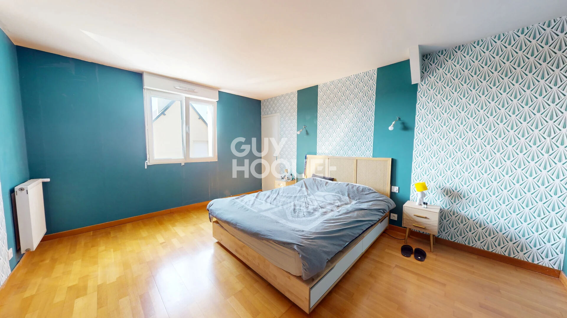Exclusivité Guy Hoquet Avranches Maison familiale rénovée avec vie de plain-pied, en plein coeur de Ducey.