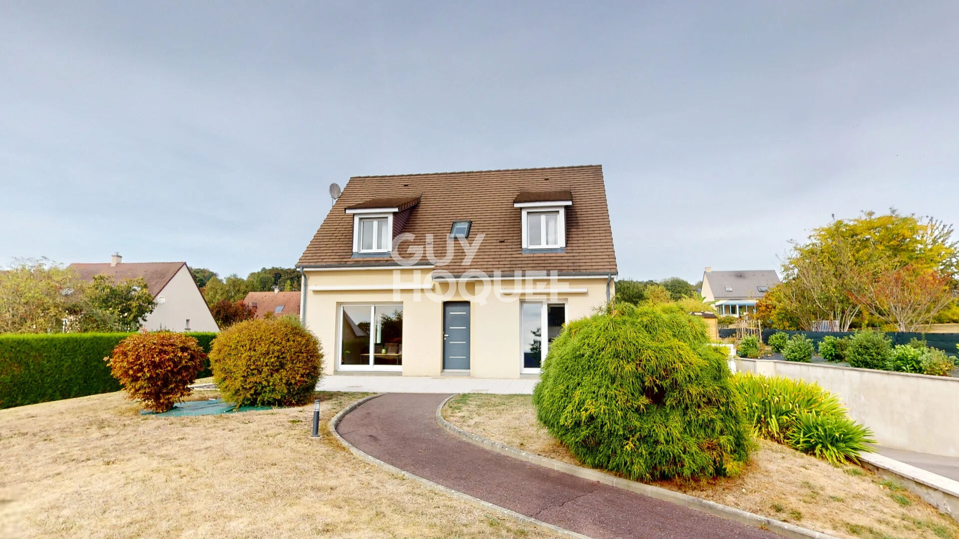 Maison 7 pièces 107 m² · à Le Val Saint Pere · 107 m² · 329 000 €/mois
