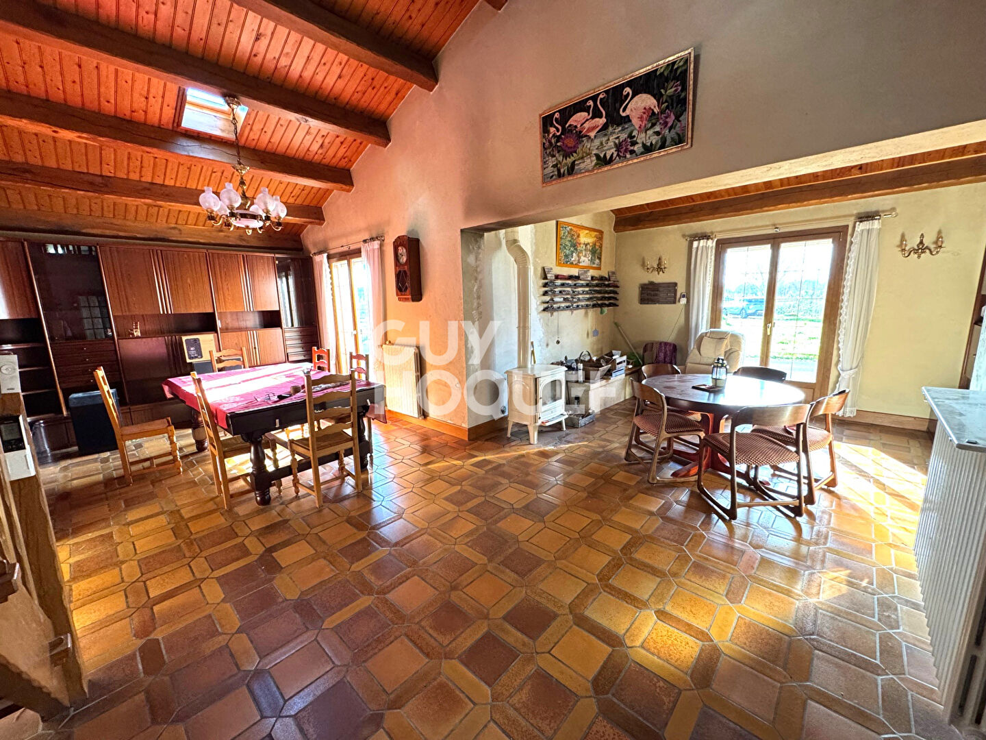 Maison spacieuse à vendre à Charron - Exclusivité Guy Hoquet