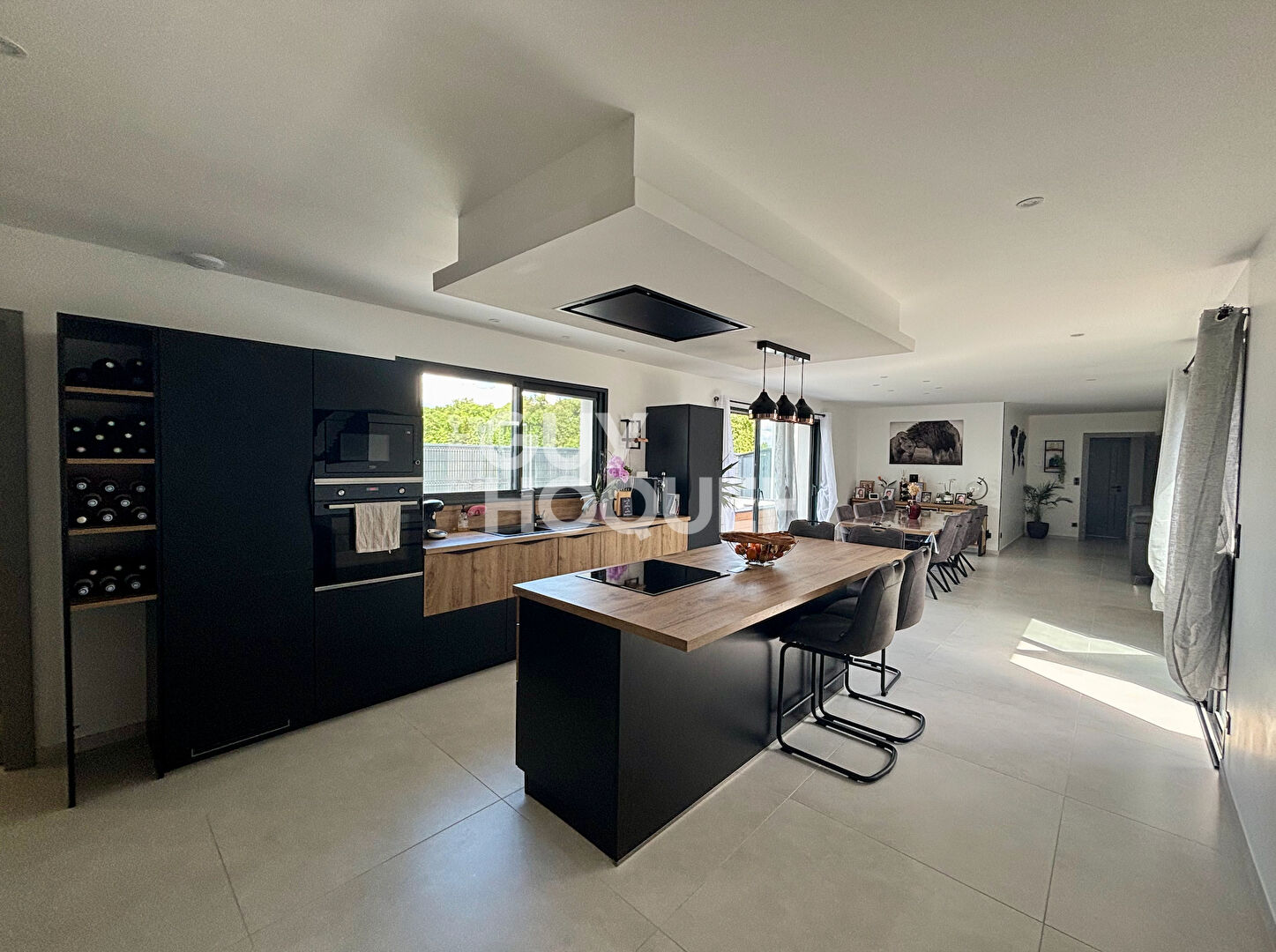 Maison contemporaine de 6 pièces, 4 chambres et piscine à Ferrières