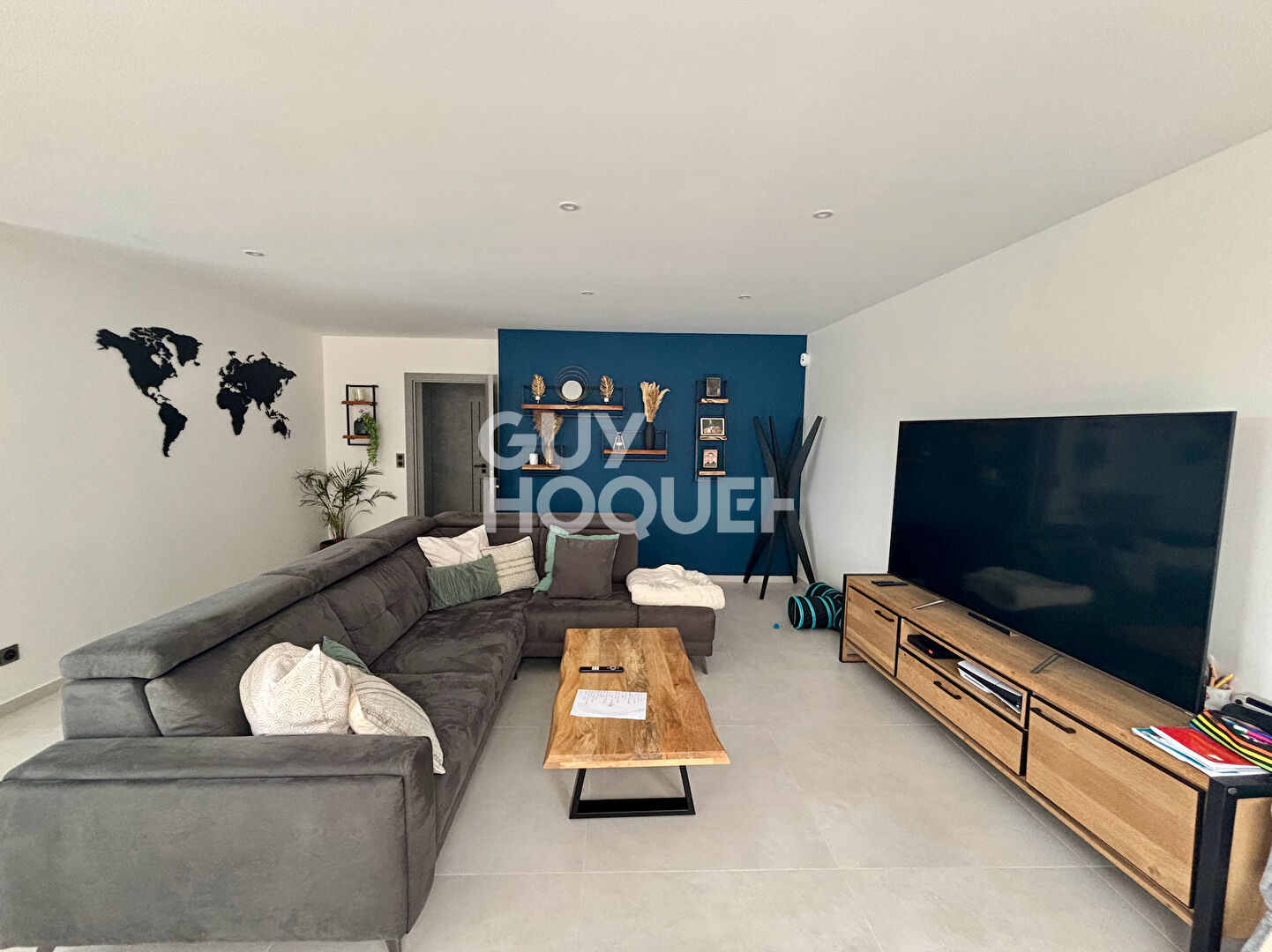 Maison contemporaine de 6 pièces, 4 chambres et piscine à Ferrières