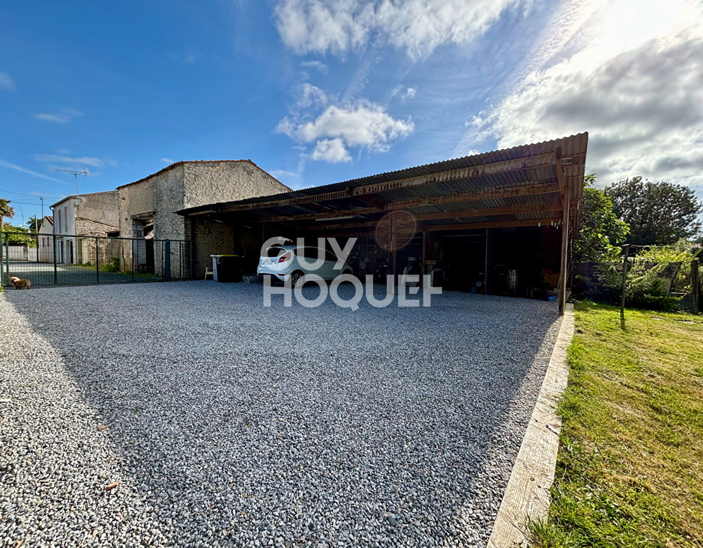 Maison  à Andilly - 4 pièces avec double garage et dépendances