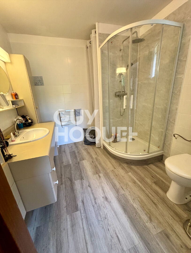 À saisir à MARANS - Spacieuse maison familiale avec sous-sol aménageable et grand terrain