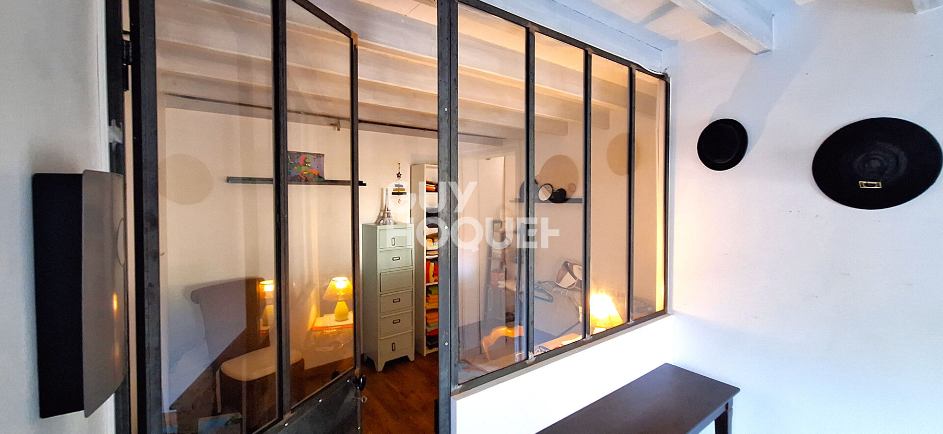 Belles charentaises au calme de la campagne.