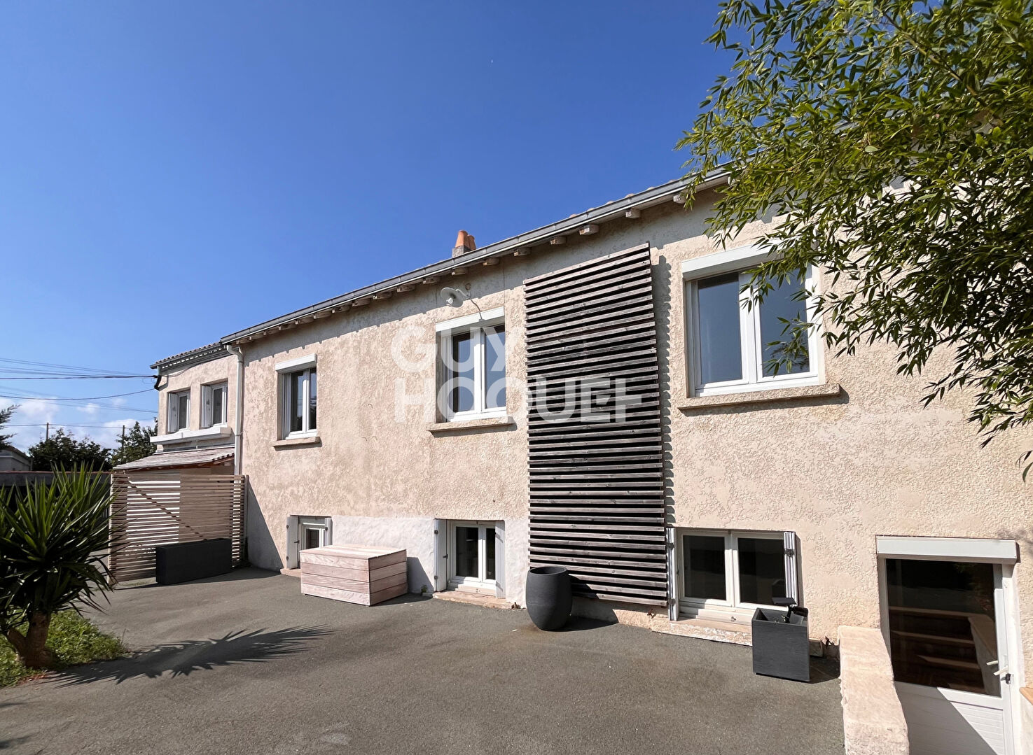 Bien rare à Aytré - grande maison et deux logements indépendants