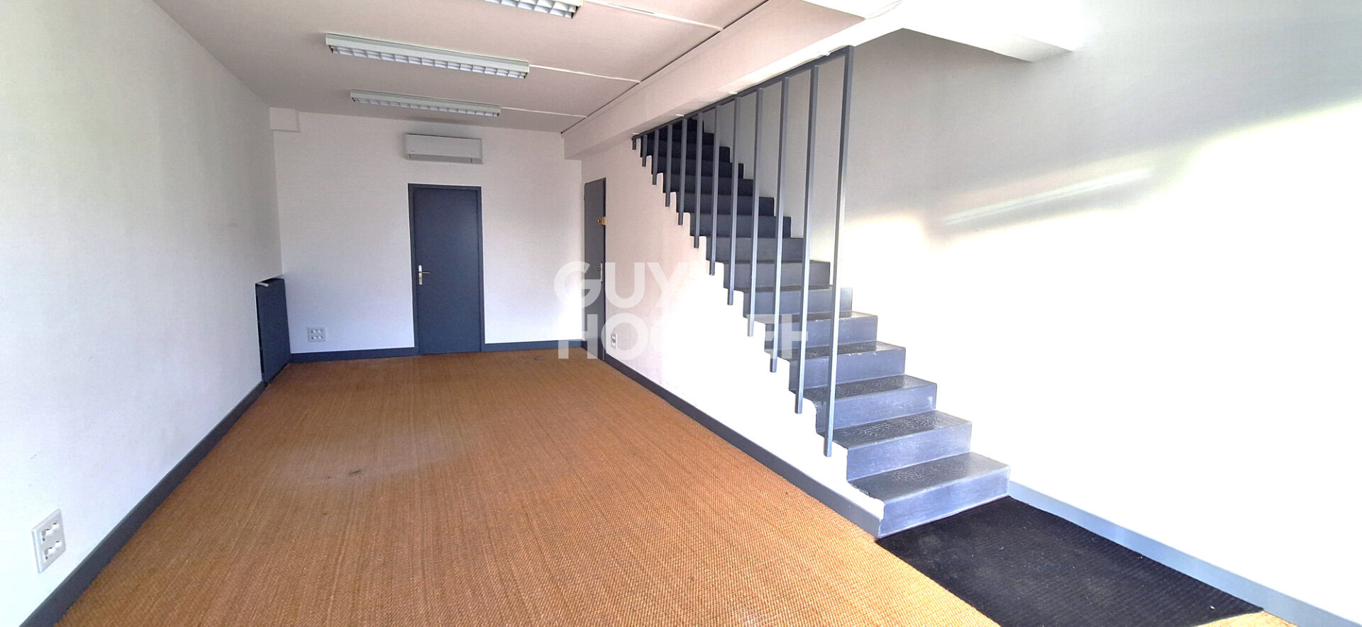 Local commercial Aytre