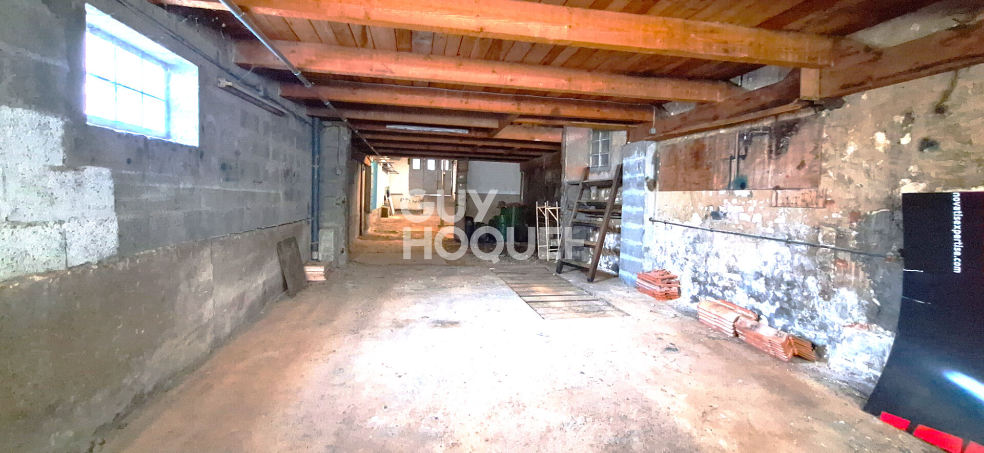 Local commercial Aytre