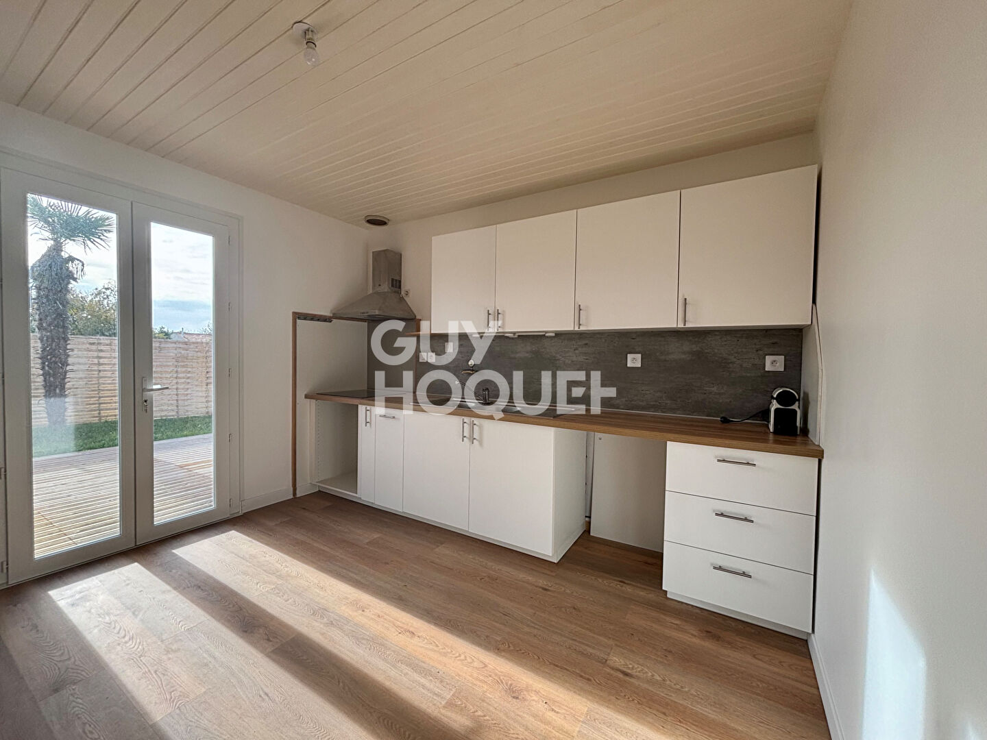 Maison à vendre à Sainte Soulle - 5 pièces, 4 chambres