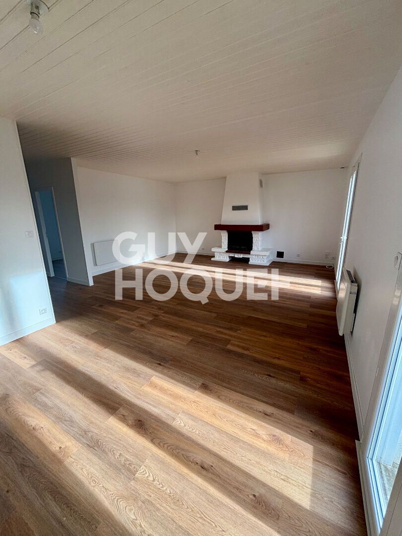 Maison à vendre à Sainte Soulle - 5 pièces, 4 chambres