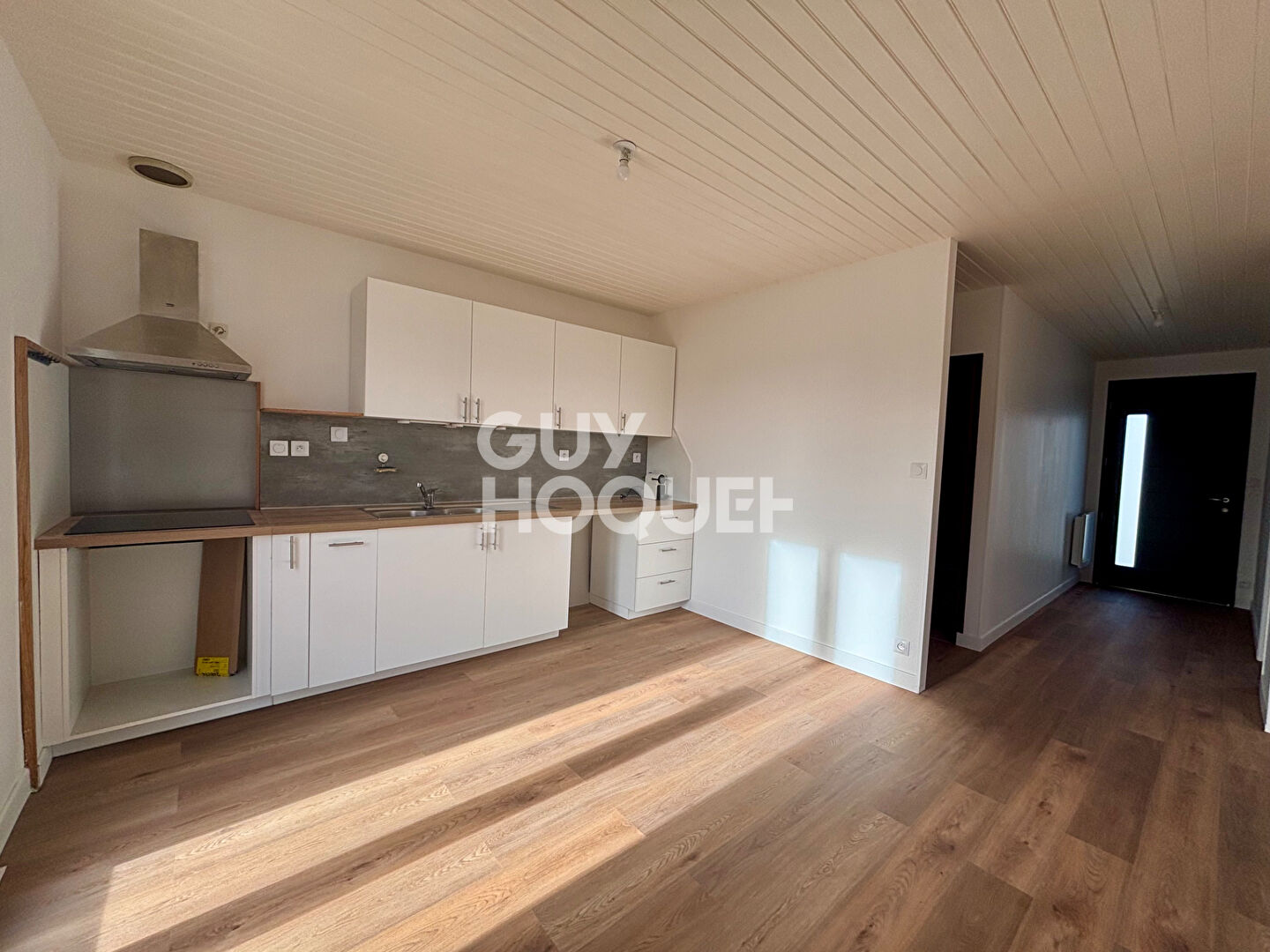 Maison à vendre à Sainte Soulle - 5 pièces, 4 chambres