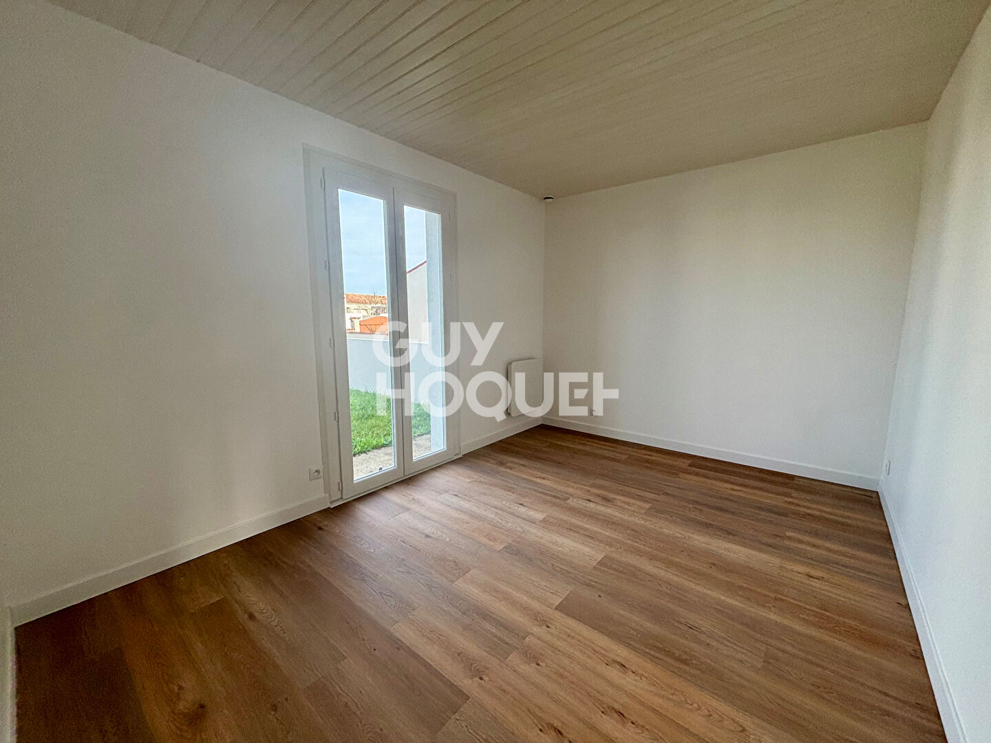 Maison à vendre à Sainte Soulle - 5 pièces, 4 chambres