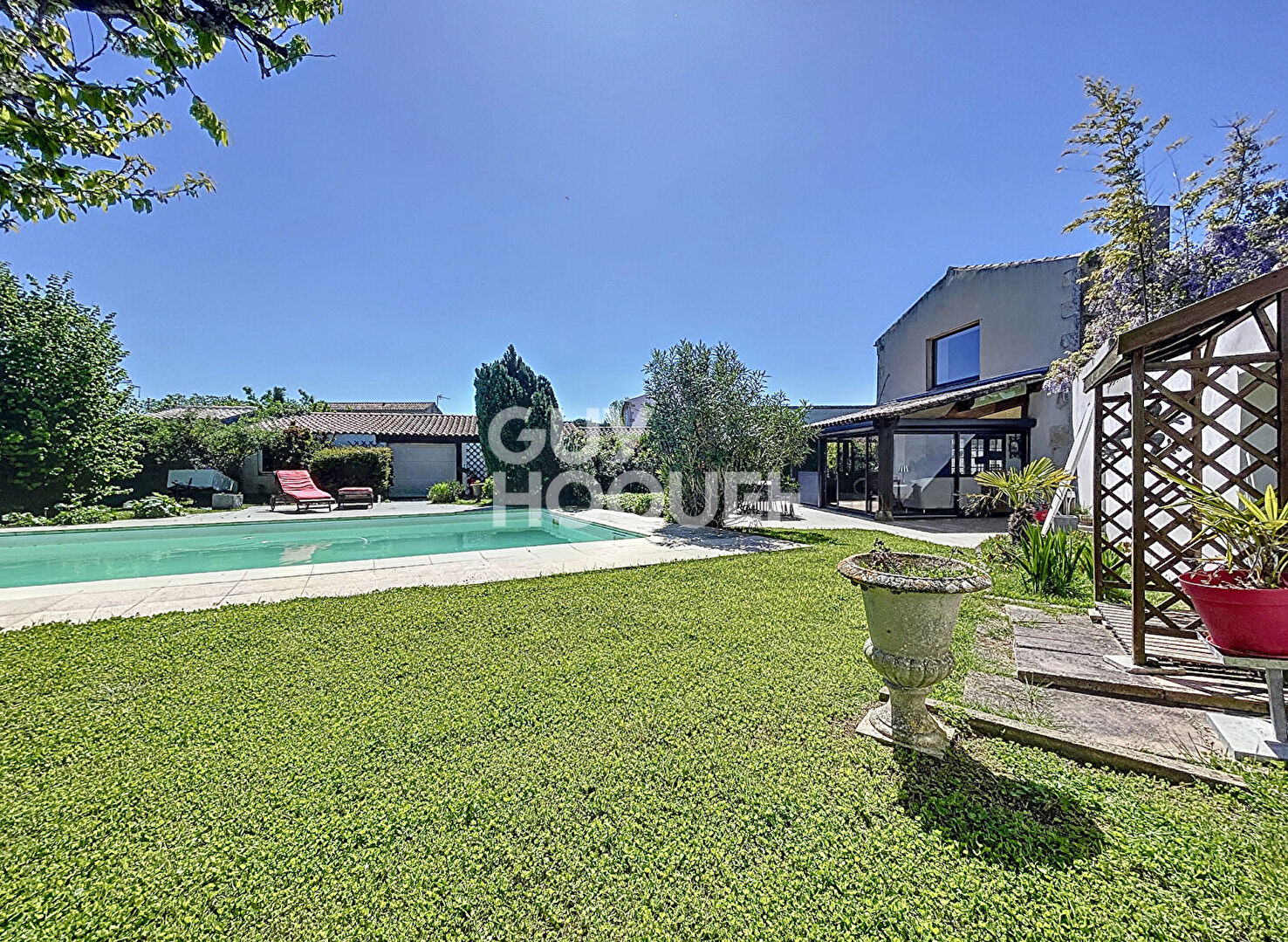 Maison de caractère 210 m² avec piscine - Secteur prisé du Payaud à Puilboreau