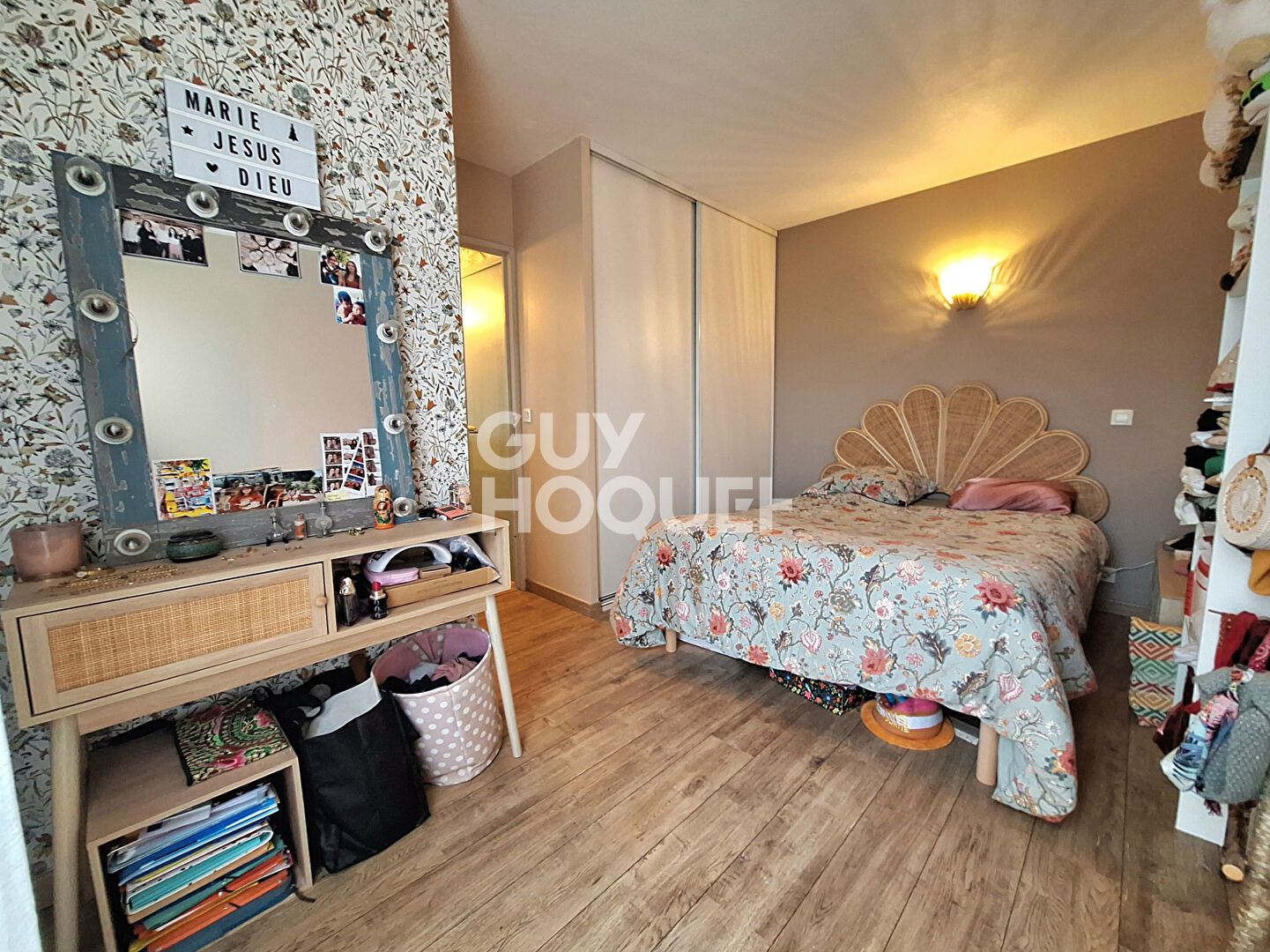 Très bel appartement T2  à Aytré - Dernier étage avec balcon et parking couvert.