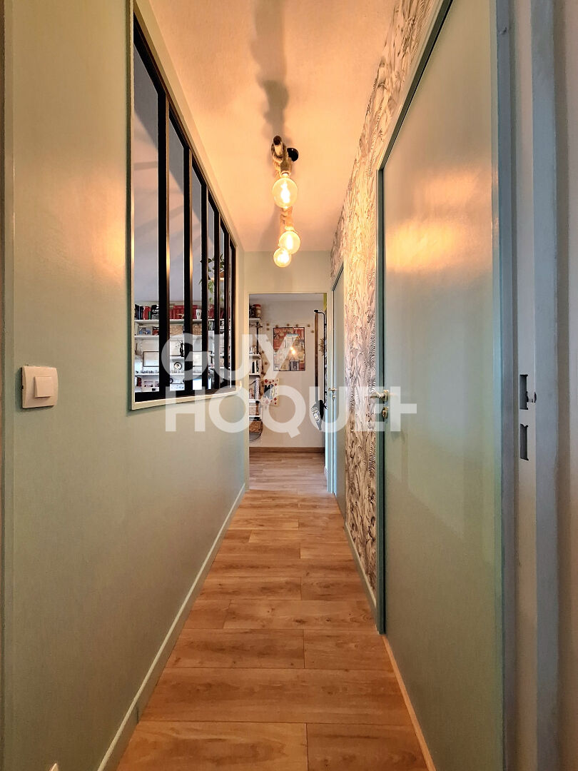 Très bel appartement T2  à Aytré - Dernier étage avec balcon et parking couvert.