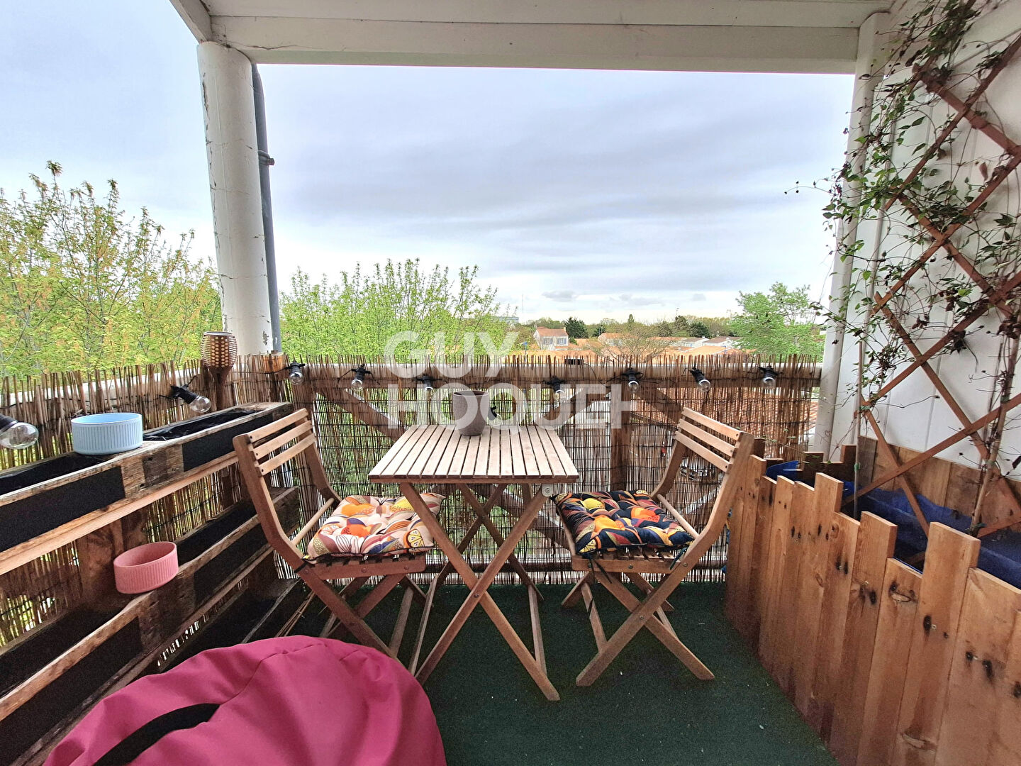 Très bel appartement T2  à Aytré - Dernier étage avec balcon et parking couvert.