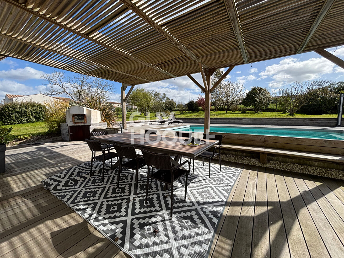 Maison à vendre à Andilly - 8 pièces, piscine, grand terrain