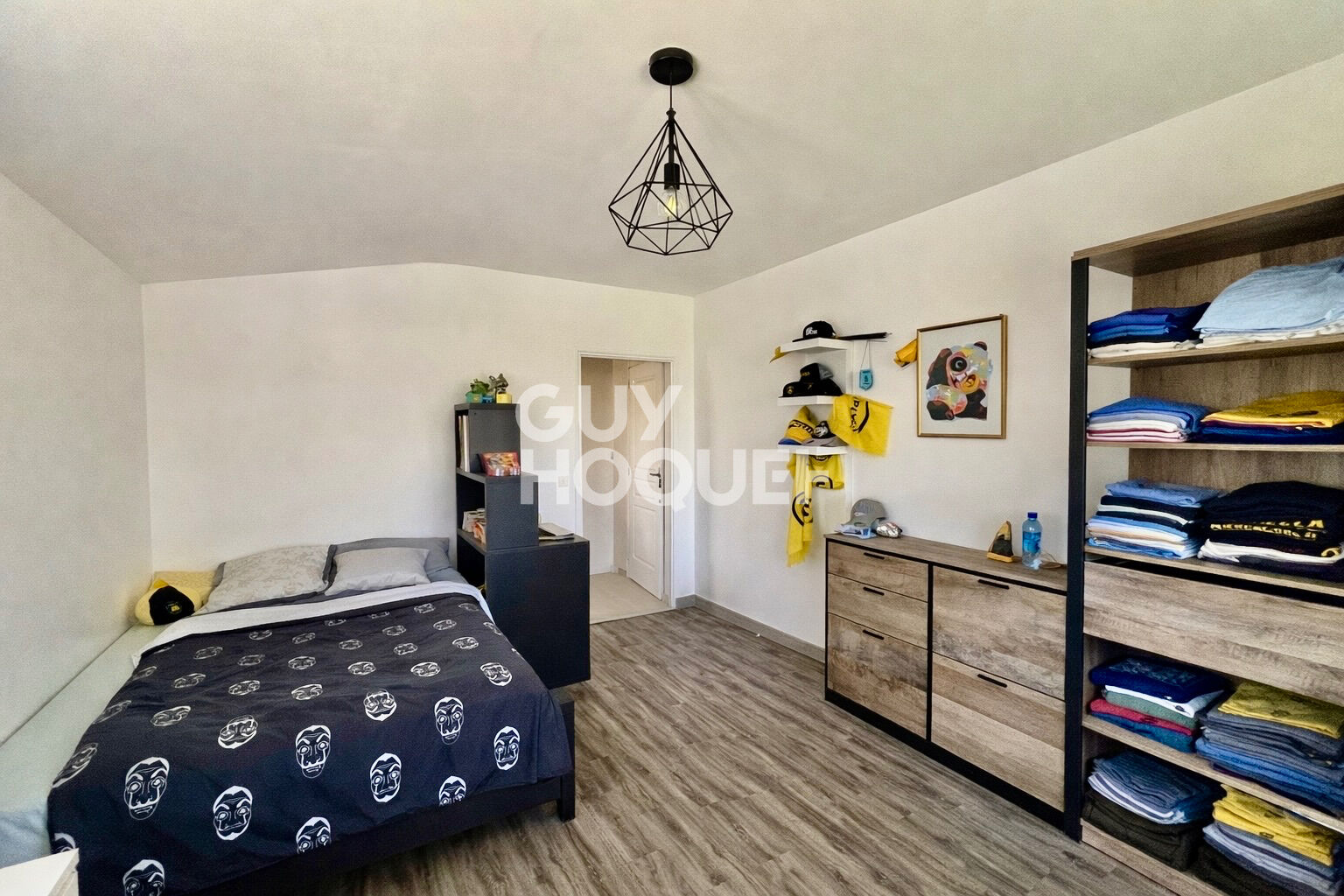 Maison à vendre à Andilly - 8 pièces, piscine, grand terrain