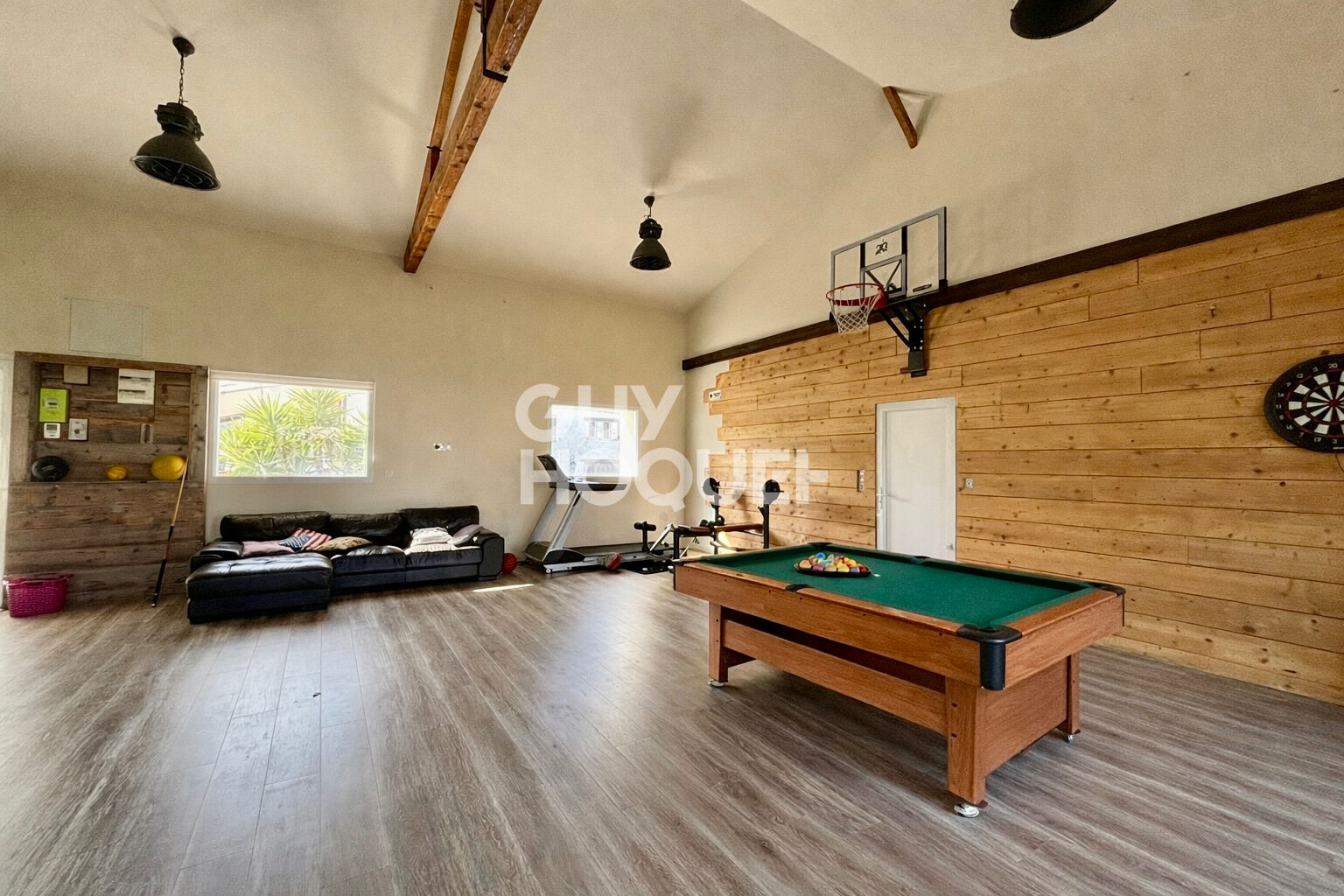 Maison à vendre à Andilly - 8 pièces, piscine, grand terrain