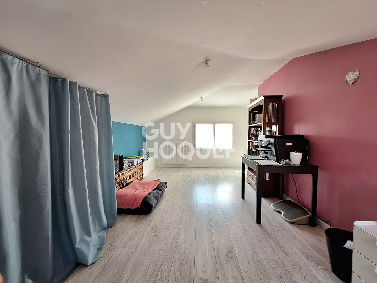 Maison en pierre pleine de charme au coeur de La Jarrie