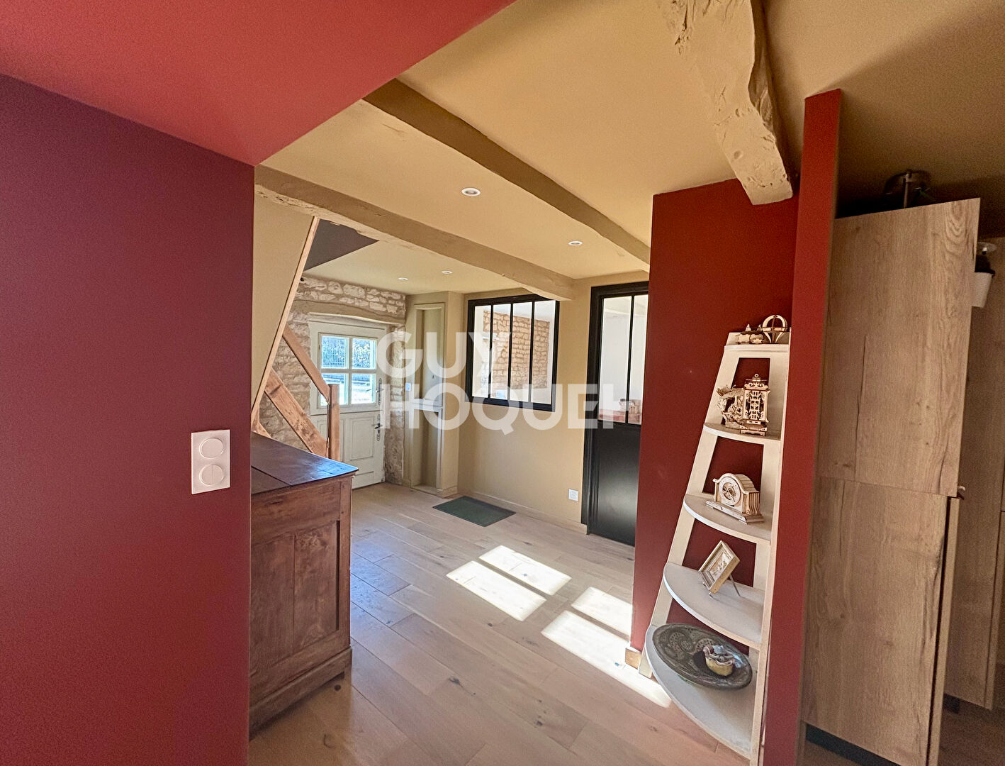 Havre de Paix situé à AIGREFEUILLE D'AUNIS - 6 pièces, 3 chambres + bureau - 156m2