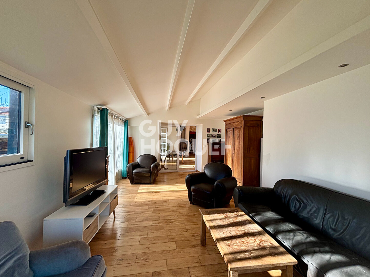 Havre de Paix situé à AIGREFEUILLE D'AUNIS - 6 pièces, 3 chambres + bureau - 156m2