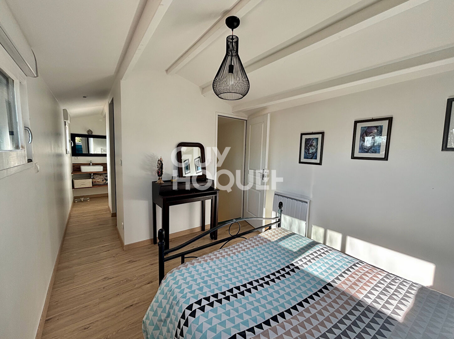 Havre de Paix situé à AIGREFEUILLE D'AUNIS - 6 pièces, 3 chambres + bureau - 156m2