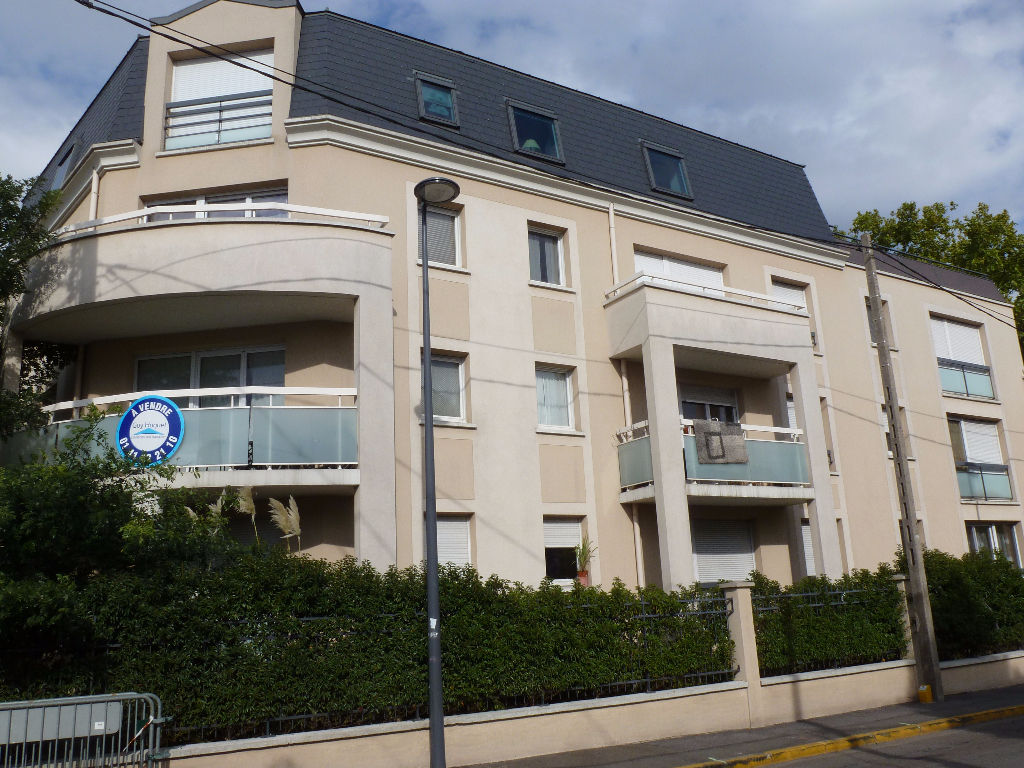 À vendre à SEVRAN (93270), appartement de 54,84 m².