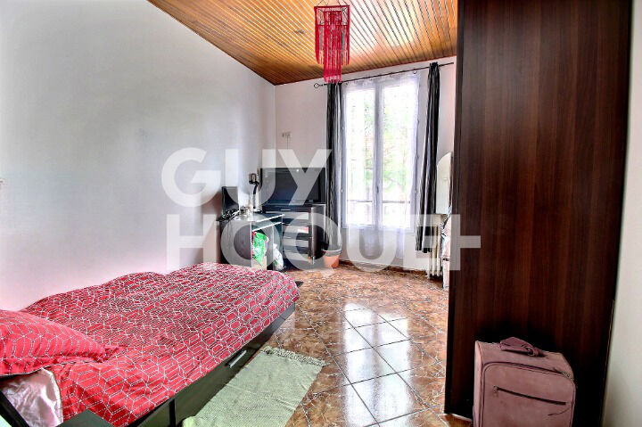 Maison  5 pièce(s) 140 m2