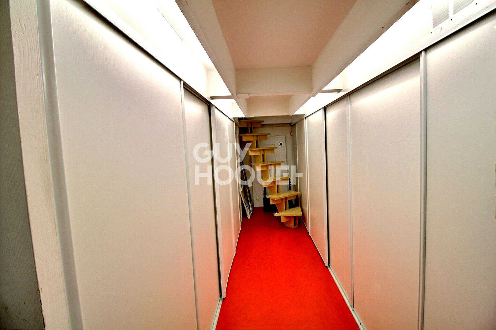 Loft et Atelier  au Bas Montreuil-République- A deux pas de Paris