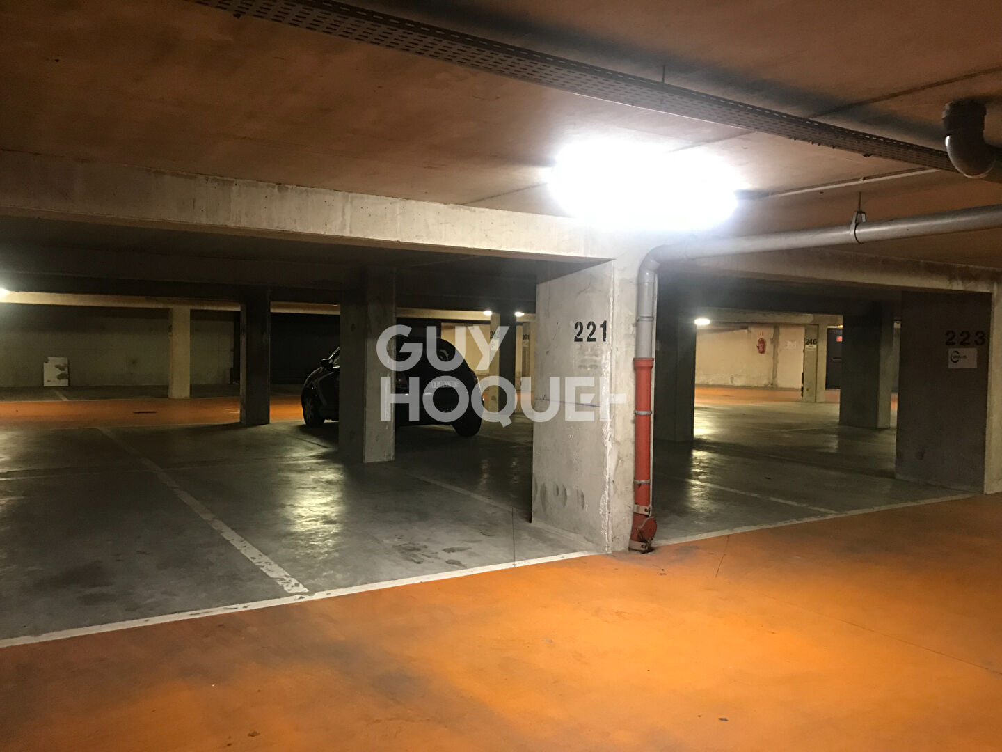 Parking  sécurisés au Bas Montreuil