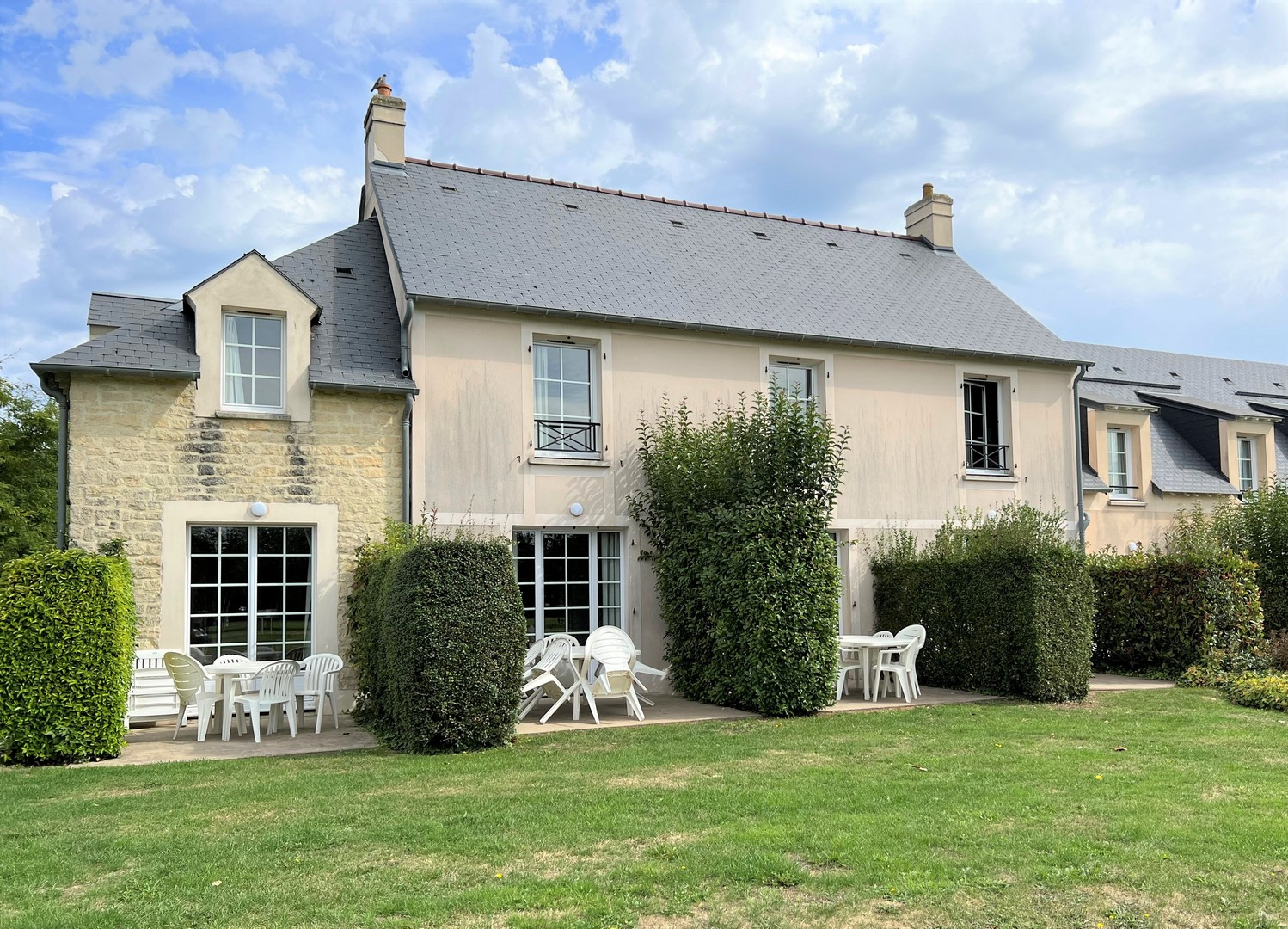Résidence PIERRE ET VACANCES à PORT-EN-BESSIN-HUPPAIN (14520)