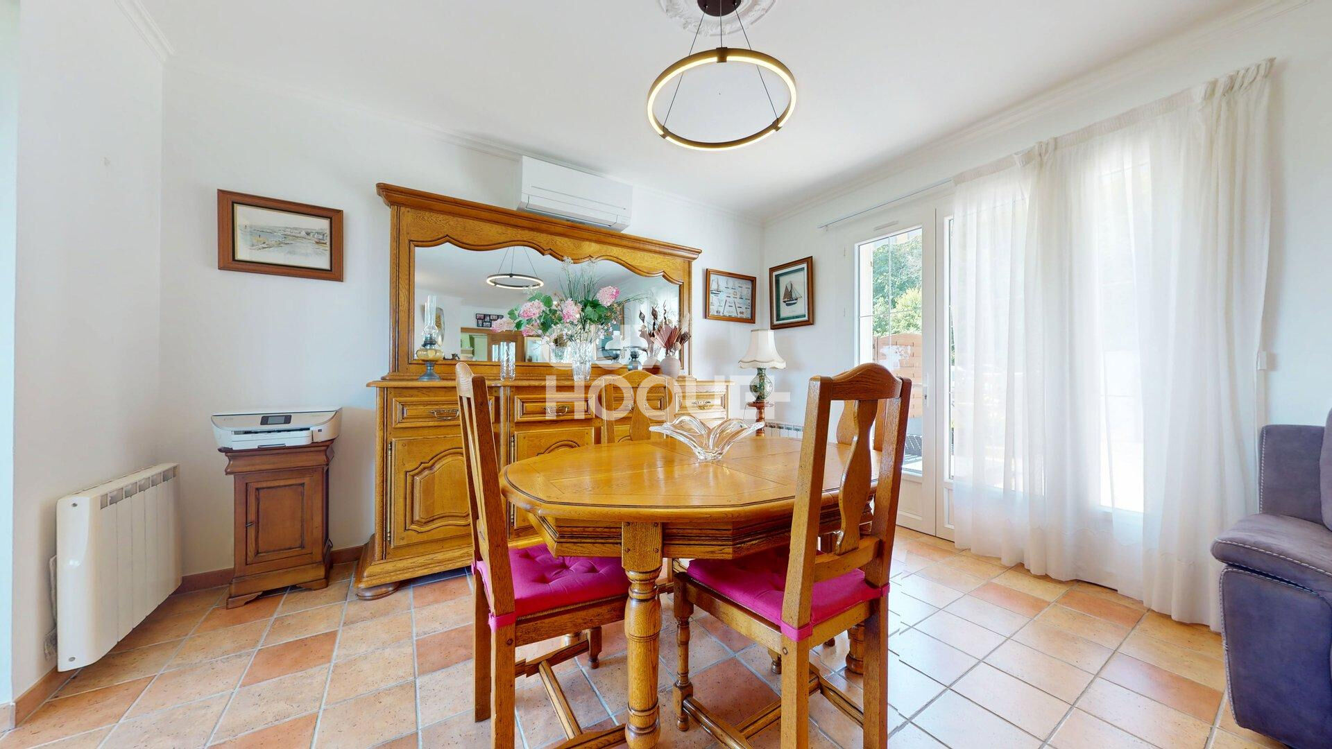 A Vendre à SAINT-COME-DE-FRESNE (14960), vue mer et campagne, maison de 5 pièces principales.