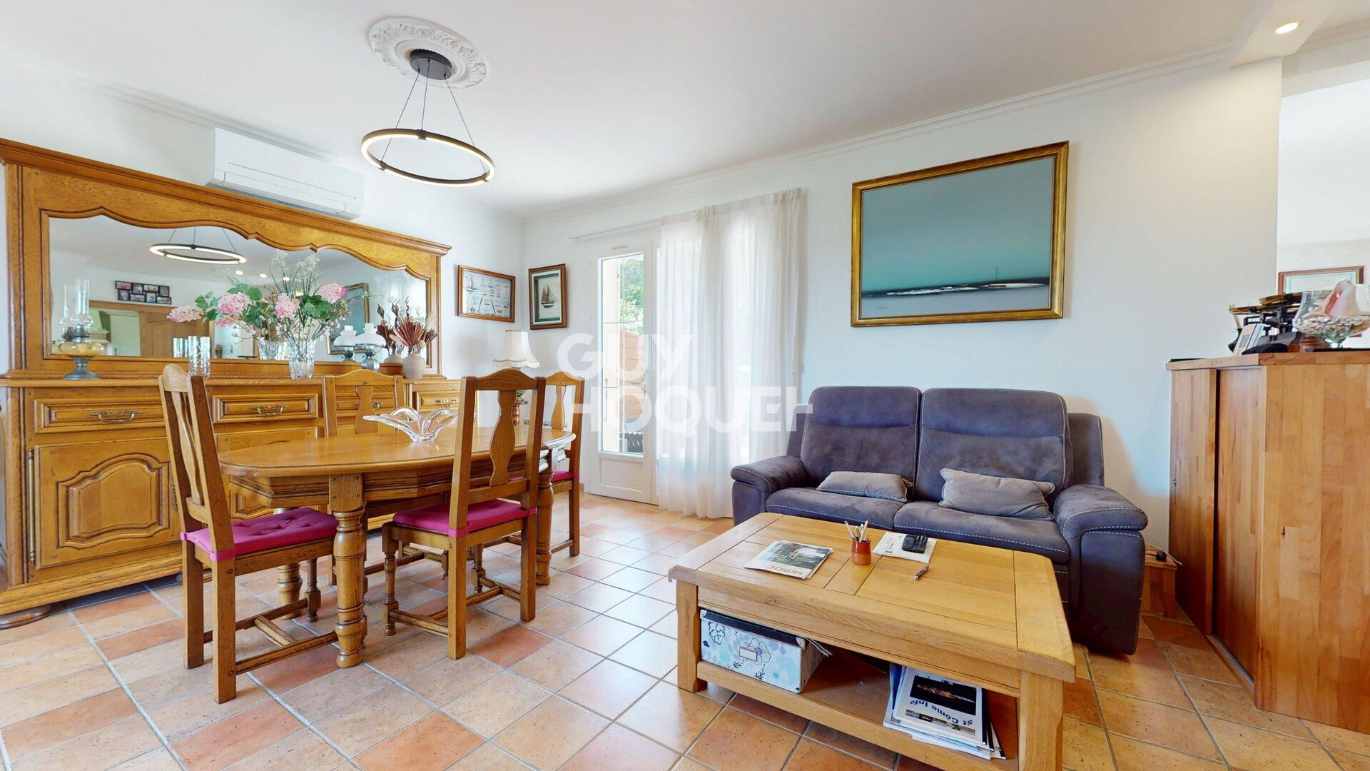 A Vendre à SAINT-COME-DE-FRESNE (14960), vue mer et campagne, maison de 5 pièces principales.