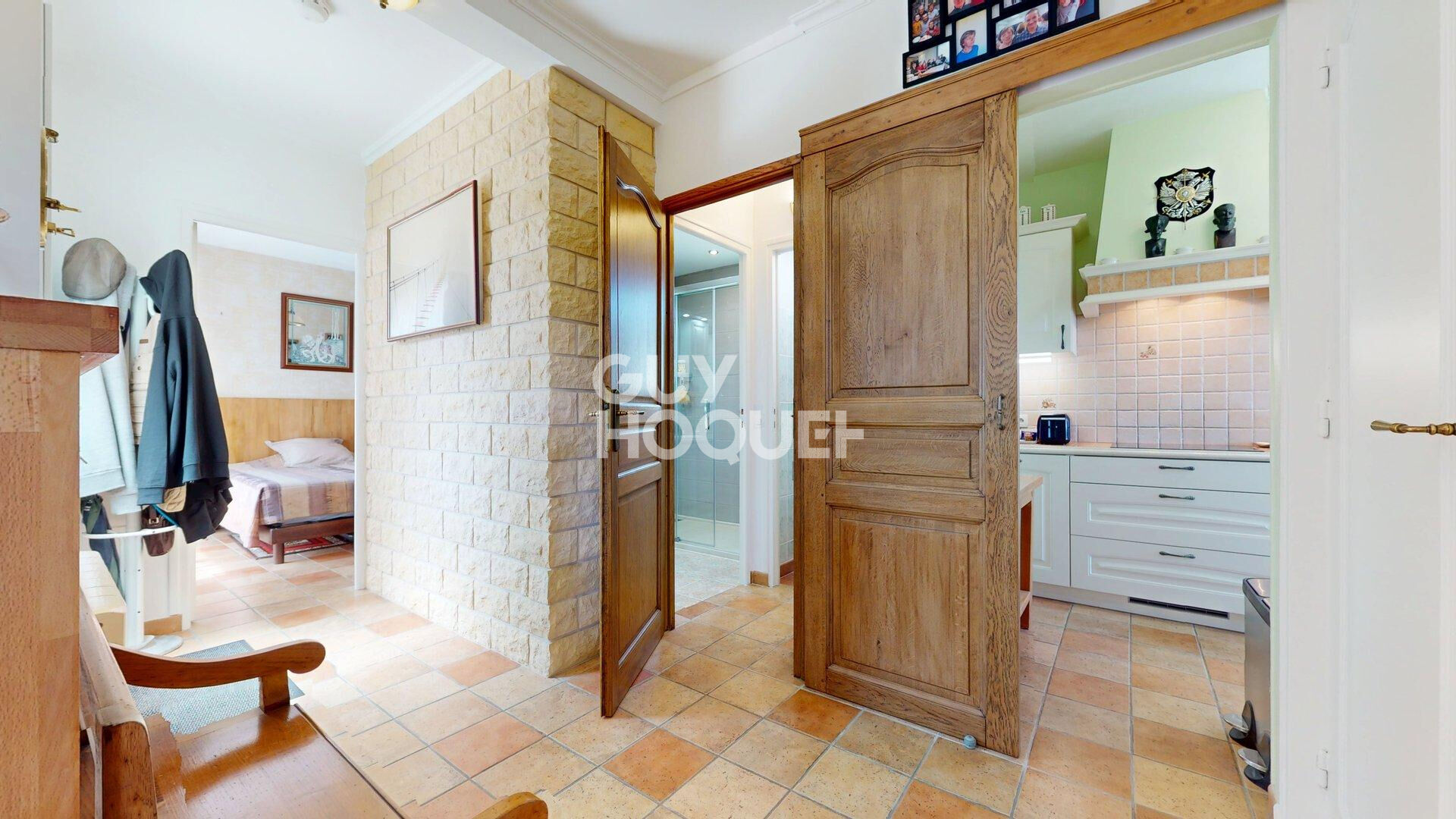 A Vendre à SAINT-COME-DE-FRESNE (14960), vue mer et campagne, maison de 5 pièces principales.