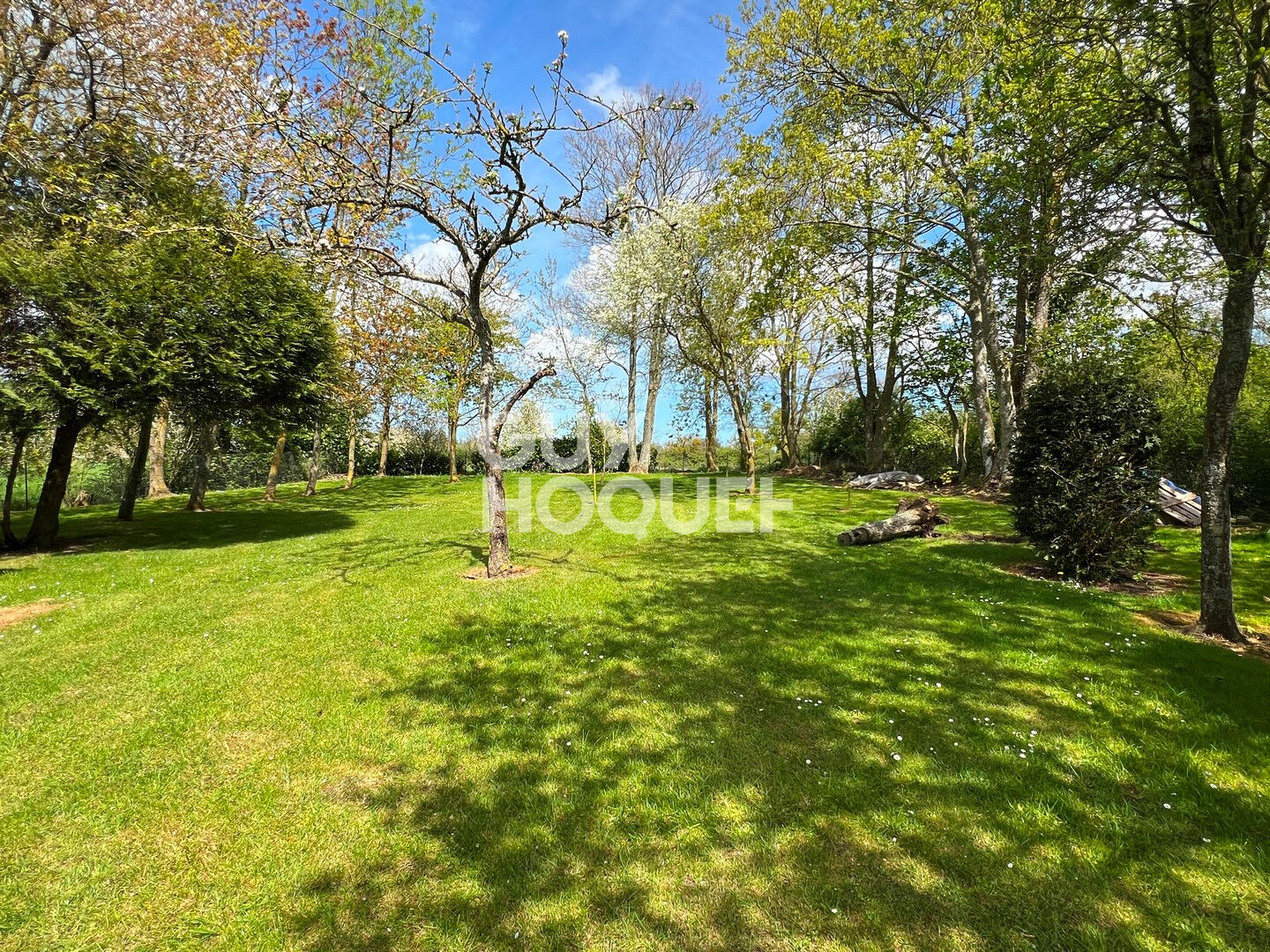 A VENDRE, Maison en pierre, 4 pièces principales à l'Ouest de BAYEUX.