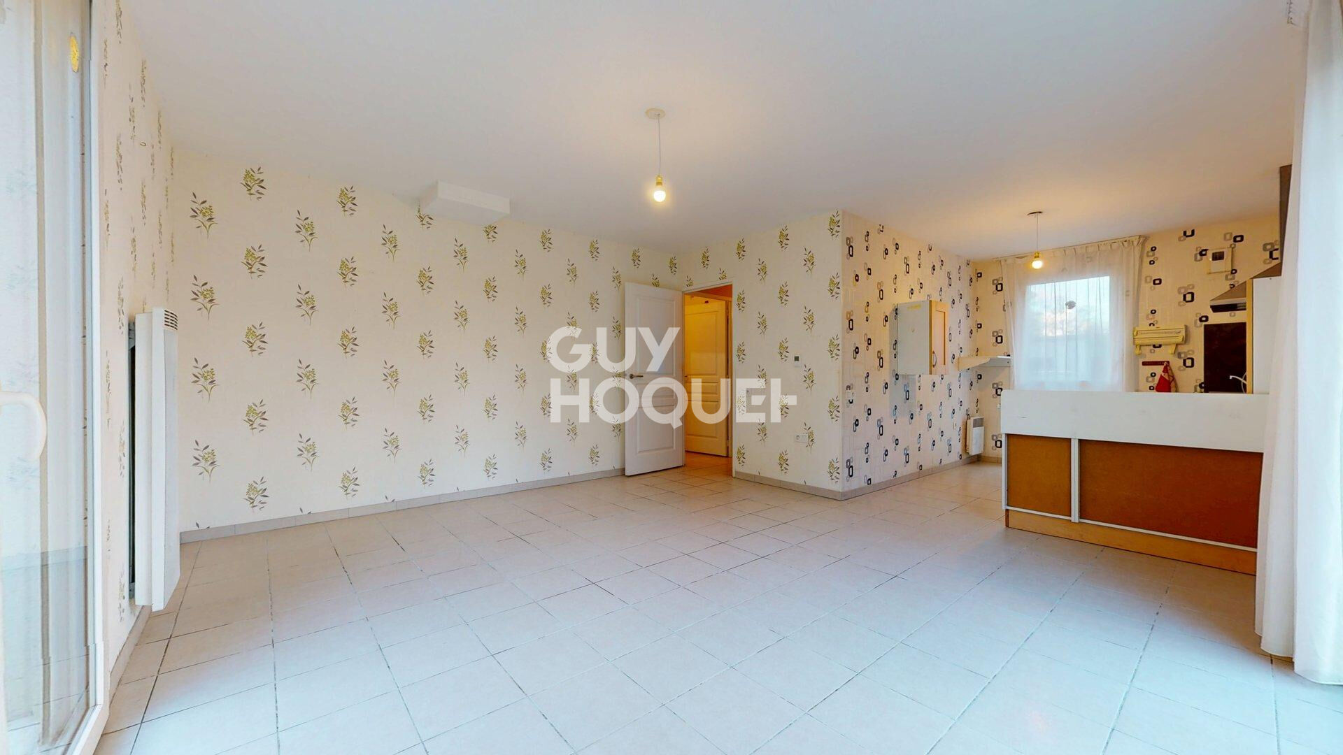 RARE, Maison de plain-pied à BAYEUX, proche commerces.