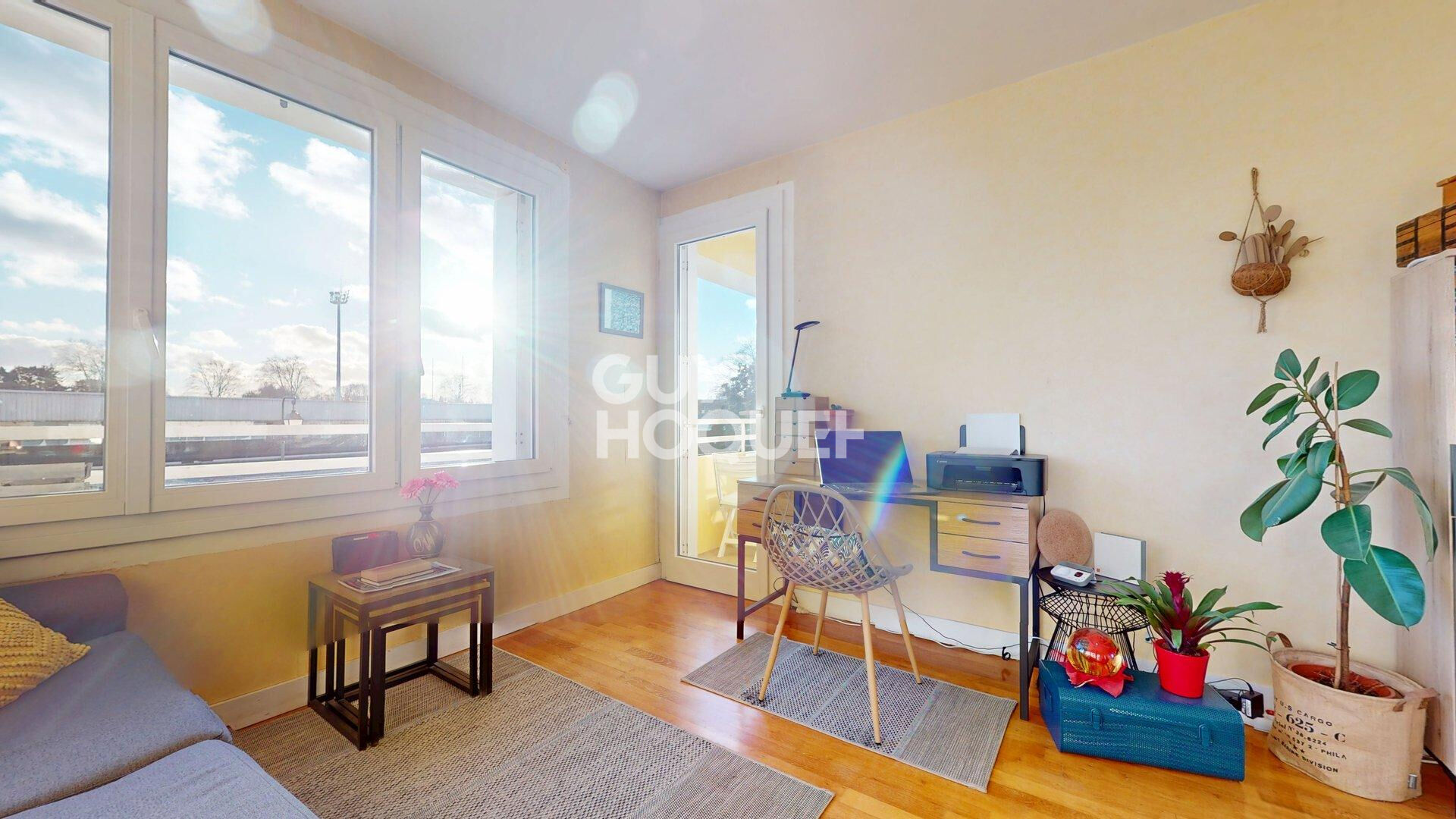 A VENDRE, Appartement F2 de 52,24 m² Carrez à BAYEUX (14400).