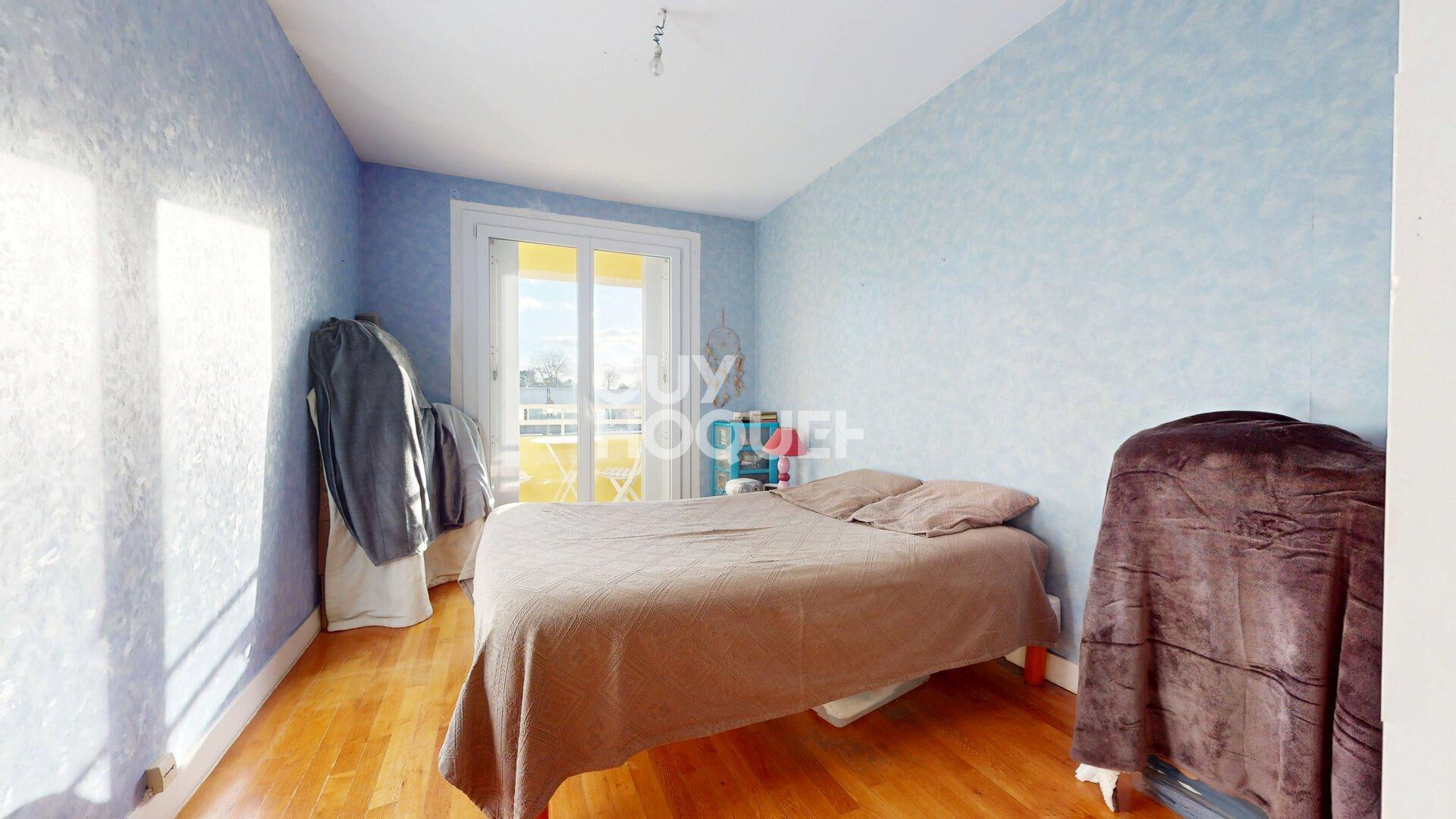 A VENDRE, Appartement F2 de 52,24 m² Carrez à BAYEUX (14400).