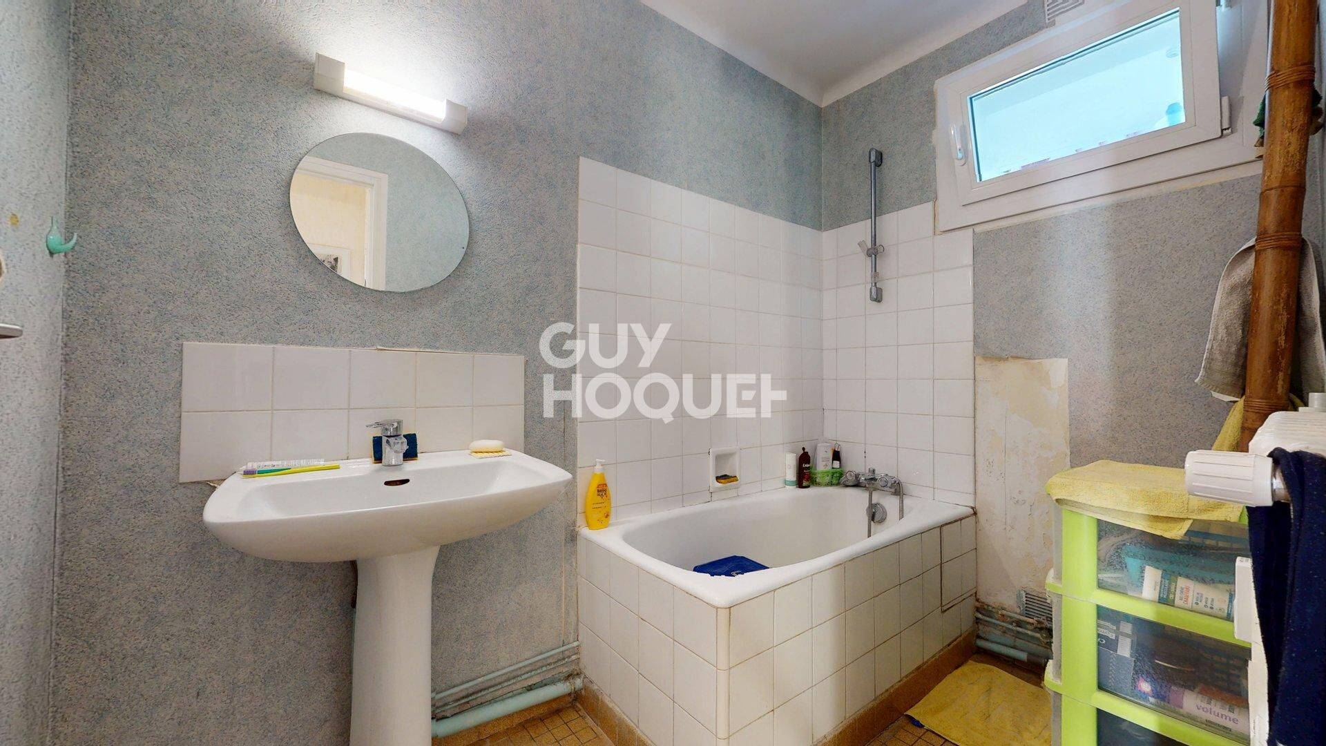 A VENDRE, Appartement F2 de 52,24 m² Carrez à BAYEUX (14400).