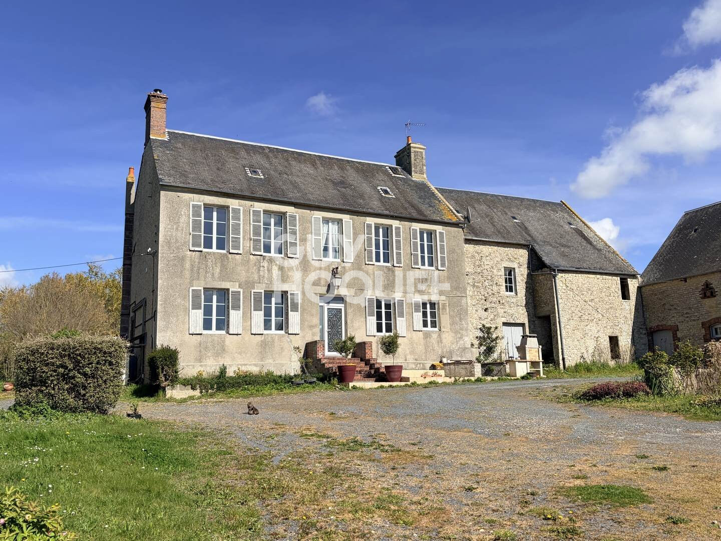 ANCIEN CORPS DE FERME A L'OUEST DE BAYEUX (14710).